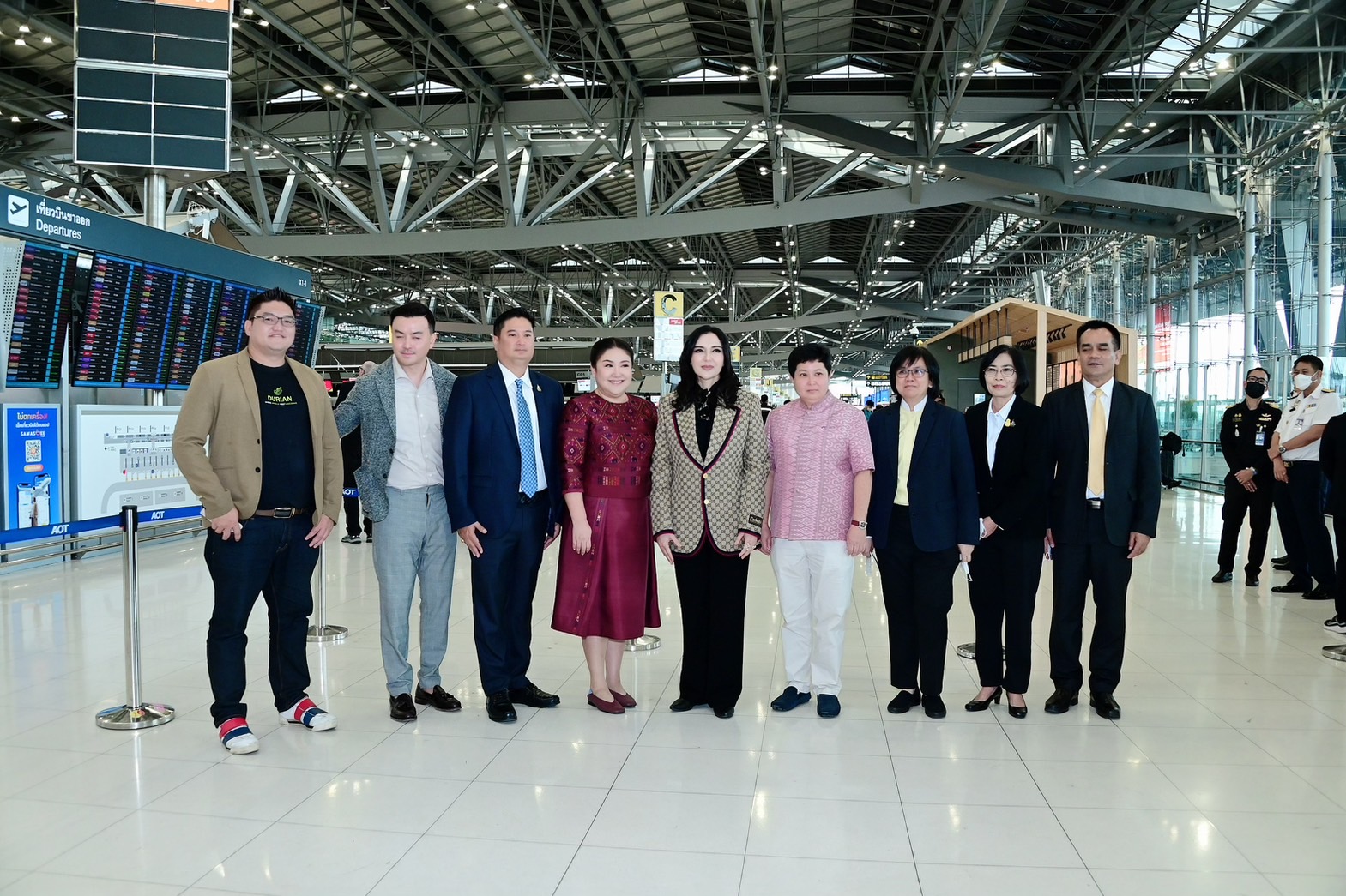 “รมช.มนัญญา” นำทัพกรมวิชาการเกษตร หารือ สปป.ลาว ดันการค้าข้ามแดน ปี 66 ทะลุ 6 แสนล้านบาท