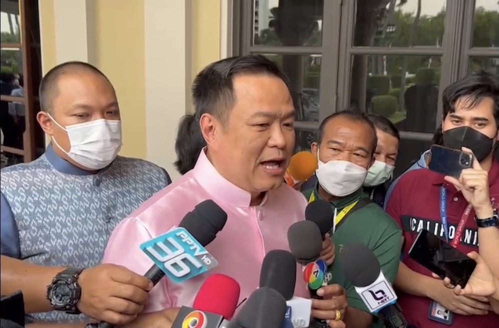 “อนุทิน” เชื่อมั่นทีมควบคุมโรค รับมือ นทท.จีนเข้าไทย ขอประชาชนฉีดเข็มบูสเตอร์ป้องกัน