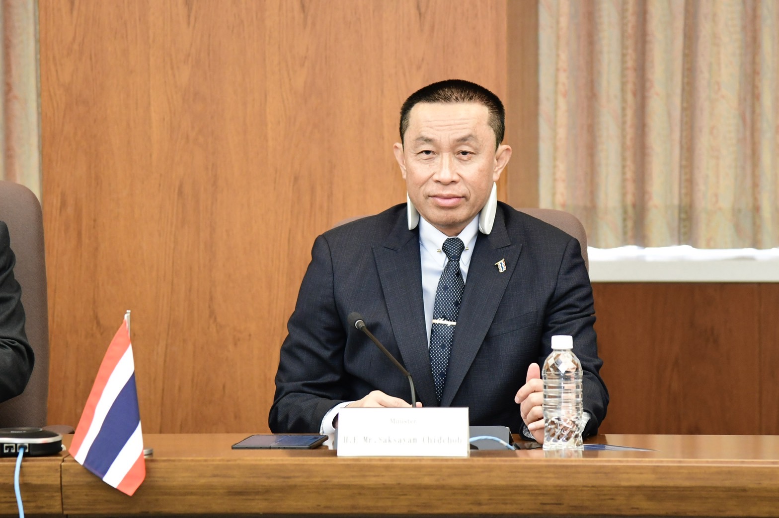 "ศักดิ์สยาม" หัวโต๊ะ เร่งรัดติดตามการเบิกจ่ายงบประมาณปี 2566 ร่วมกับหัวหน้าหน่วยงานในสังกัดกระทรวงคมนาคม โดยจี้ให้ลงนามในสัญญาให้ครบทุกรายการโดยเร็ว และเบิกจ่ายเงินให้เป็นไปตามเป้าหมายของรัฐบาล