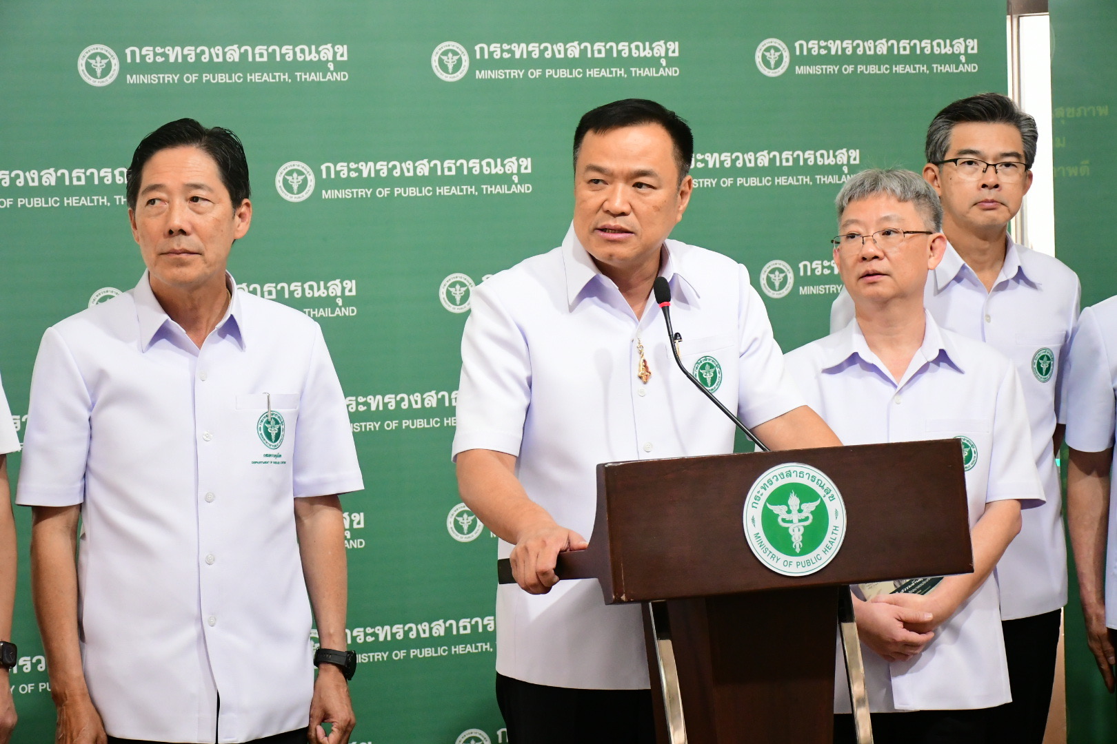 “อนุทิน” ประชุมคณะกรรมการบำบัดฟื้นฟูผู้ติดยาเสพติด เห็นชอบกฎกระทรวงฯ คุมยาบ้า จ่อยื่น ครม.พิจารณา