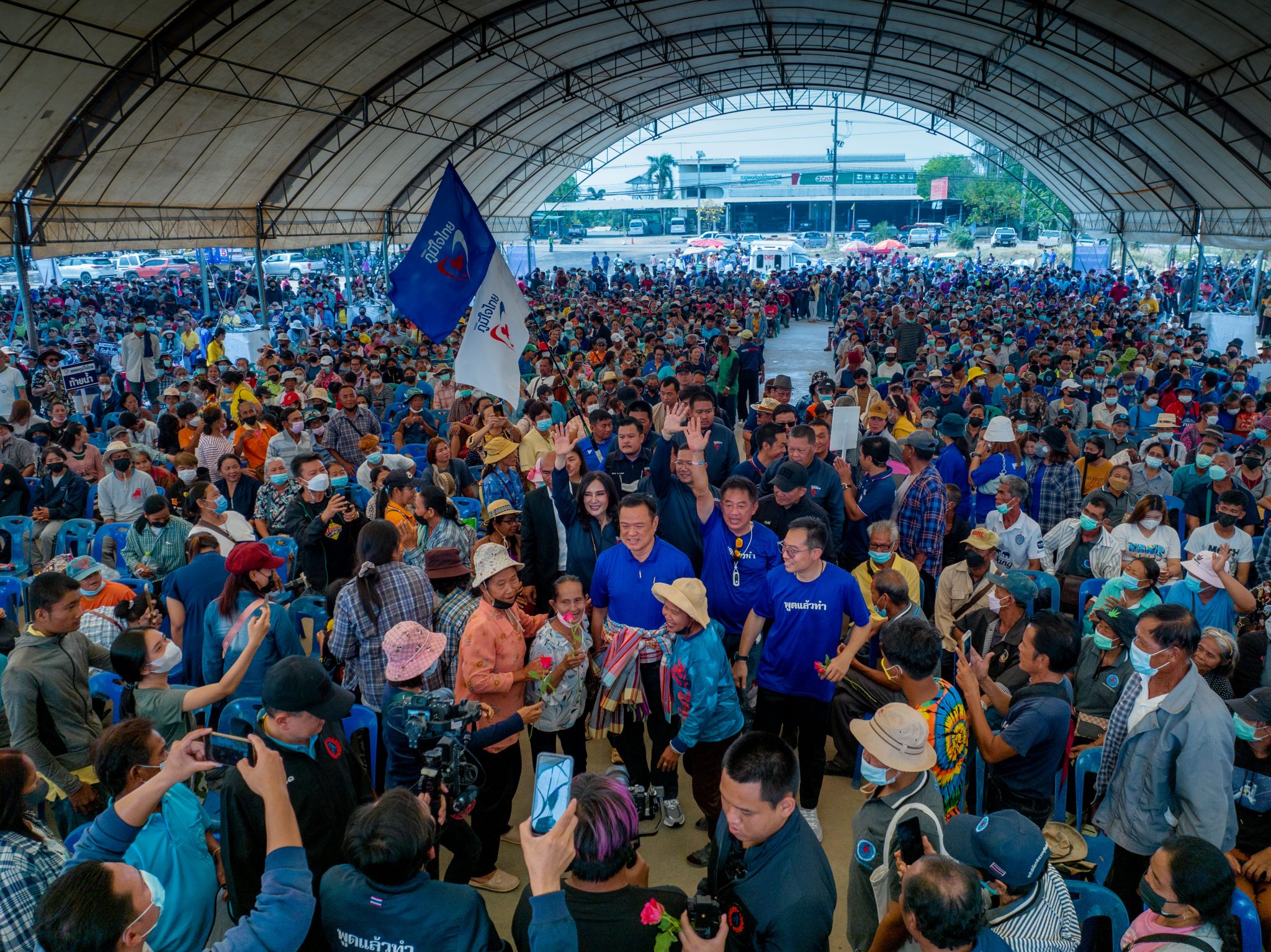 "อนุทิน" บูมนโยบายเงินกู้ 50,000 บาท มั่นใจ เป็นทางออกฉุกเฉินให้ประชาชน