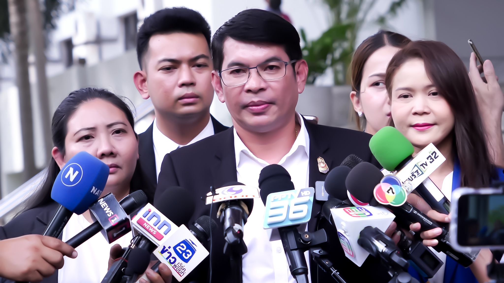 "ภูมิใจไทย" ส่งทนายฟ้องดําเนินคดีอาญา"ชูวิทย์" ศาลนัดไต่สวน 26 มิ.ย.จ่อยื่นคุ้มครองชั่วคราว ห้ามเข้าใกล้เวทีปราศรัย