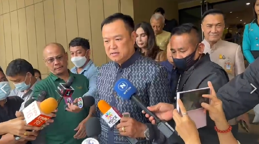 ให้กำลังใจ ! “อนุทิน” ปล่อยพรรคอันดับ 1 ตั้งรัฐบาล ยันพบ “เศรษฐา” ไม่เกี่ยวการเมือง