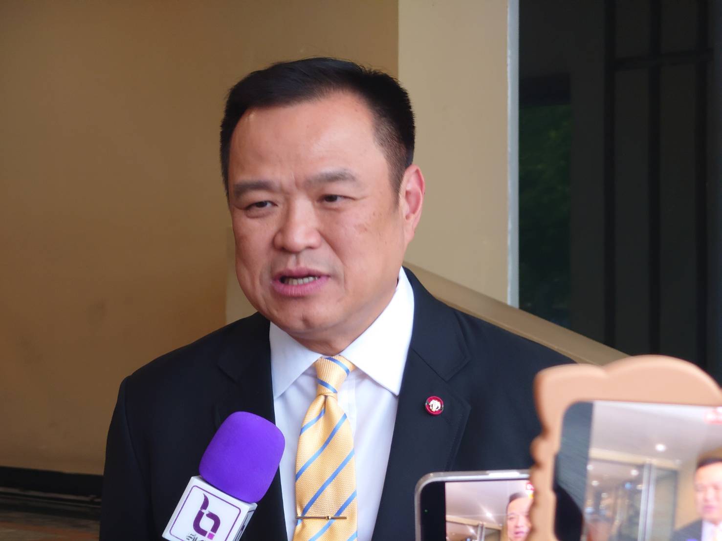 อนุทิน” ย้ำแถลงการณ์ตั้งรัฐบาล มั่นใจ นโยบายกัญชา ไปต่อ เดินหน้าเพื่อการแพทย์ เรื่องกฎหมายควบคุมให้ รมว.สธ.คนใหม่ พิจารณา