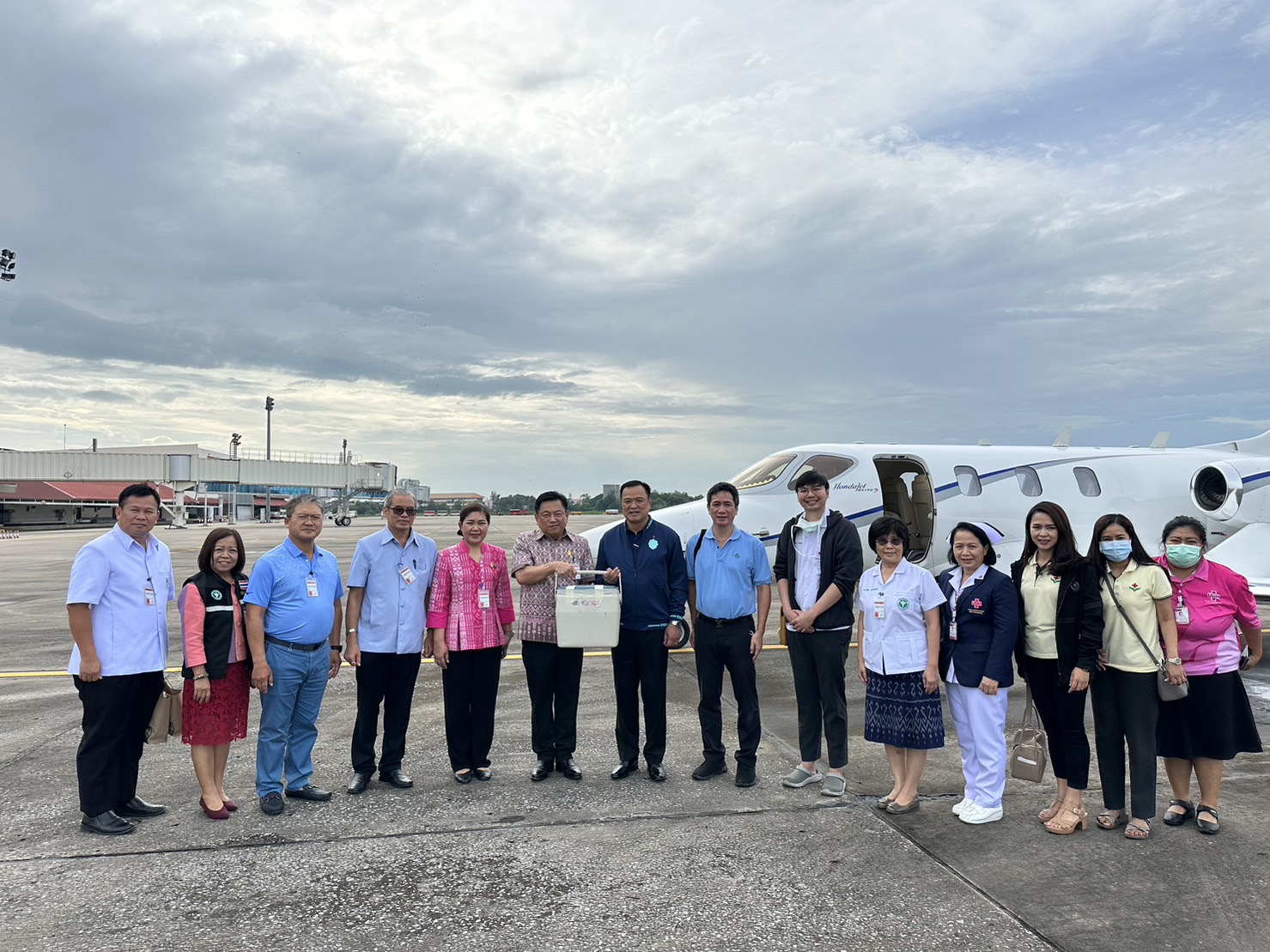 ลาประชุมพรรค บินด่วน “อุดรฯ” ! “อนุทิน” พาทีมแพทย์ ทำภารกิจ “หัวใจติดปีก”