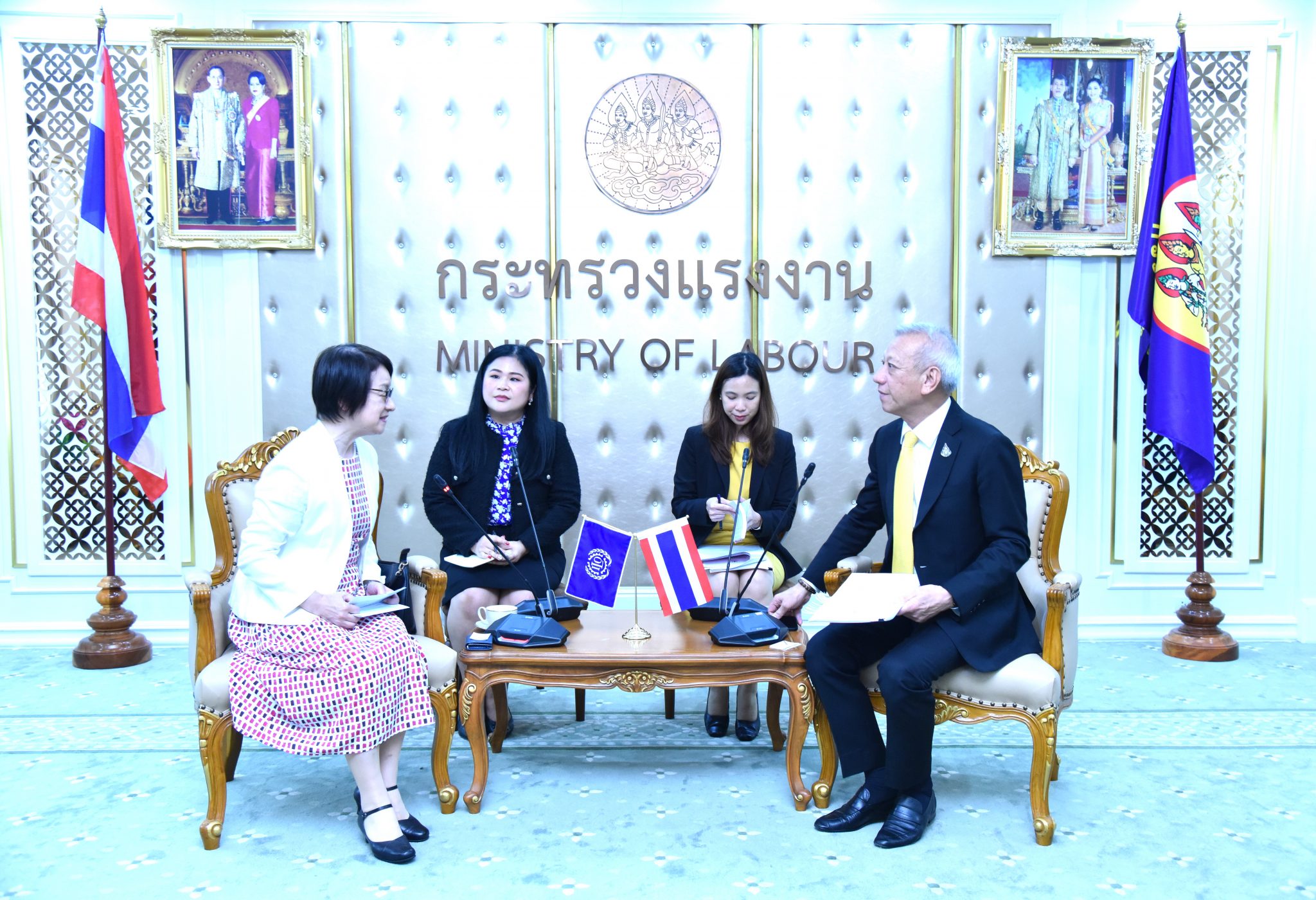 "รมว.รง.พิพัฒน์ รัชกิจประการ" กระชับความร่วมมือ ILO มุ่งคุ้มครองแรงงาน ขับเคลื่อนเศรษฐกิจ BCG