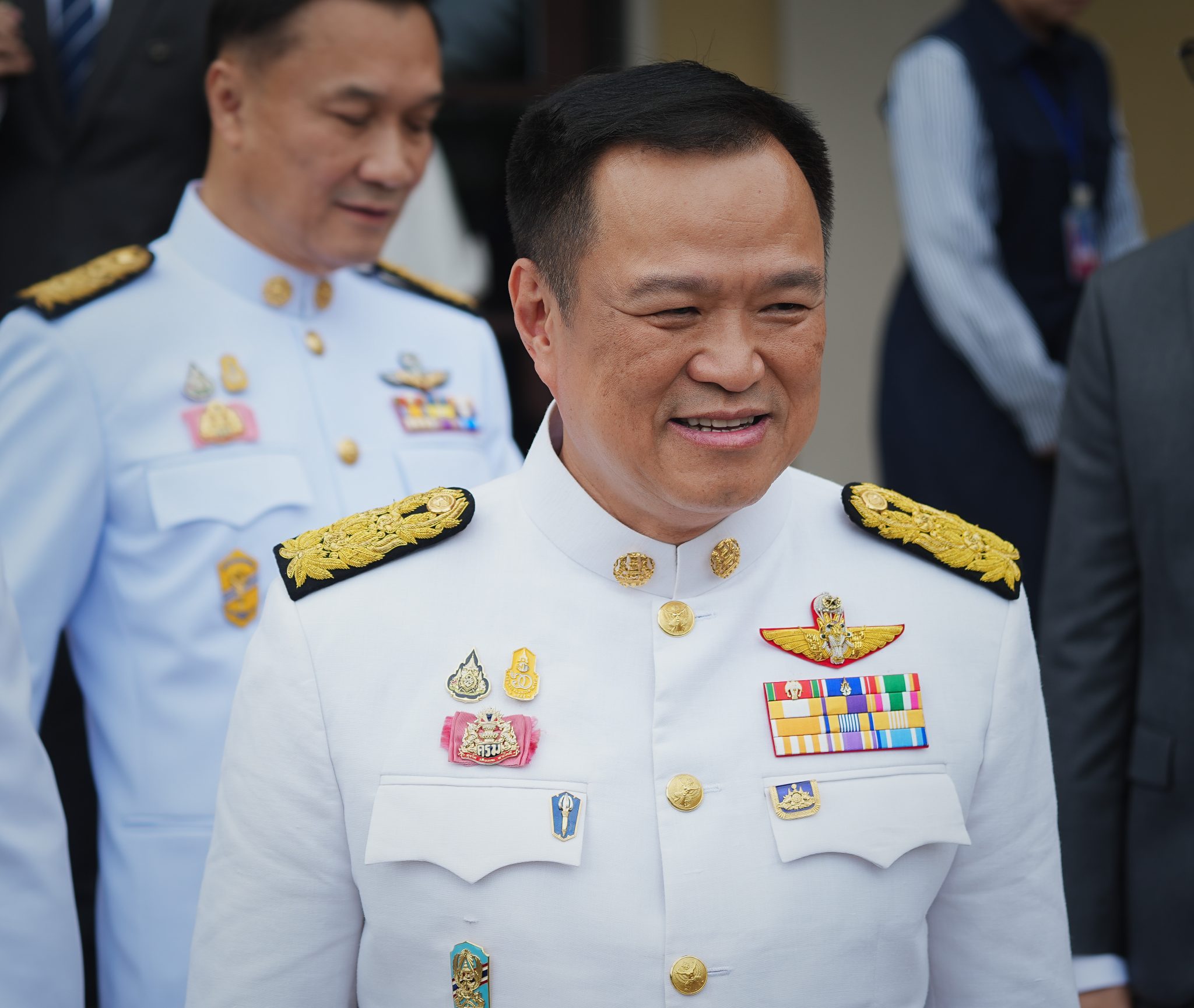 ด่วนจี๋ ทุกเรื่องด่วนจี๋ ! “อนุทิน” ให้นโยบายกระทรวงมหาดไทย เร่งแก้ปัญหาประชาชน