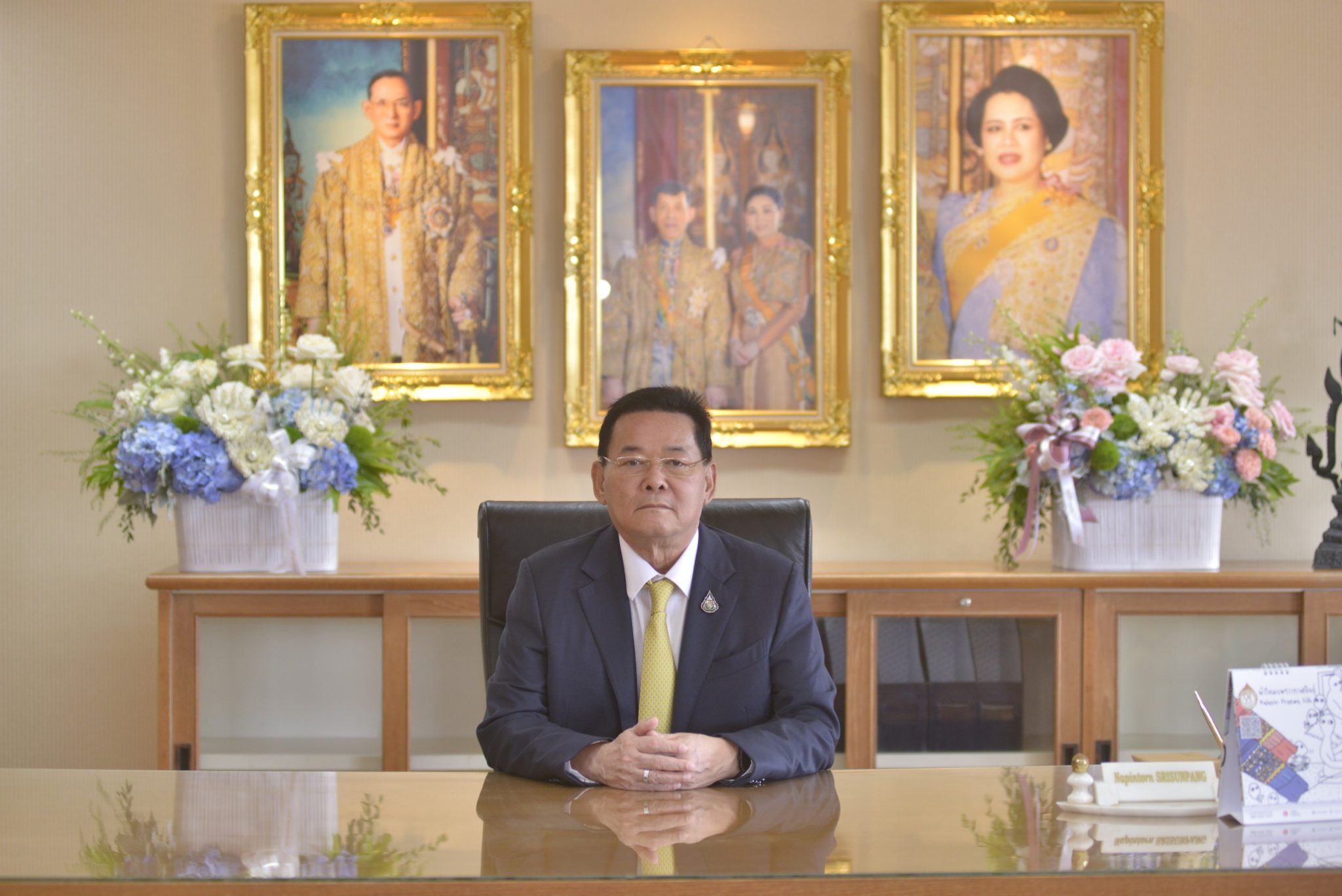 "รมช.นภินทร" เข้า ก.พาณิชย์ วันแรก ยัน พร้อมลุยทำงานเต็มที่ ไม่เหน็ดไม่เหนื่อย ตามที่ได้รับมอบหมาย