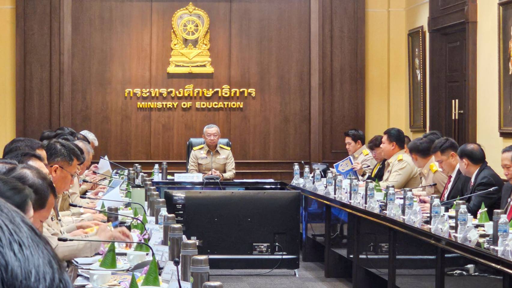 “เพิ่มพูน-สุรศักดิ์” ลุยนโยบายการศึกษา “เรียนดี มีความสุข” แก้หนี้ครู มีรายได้ระหว่างเรียน