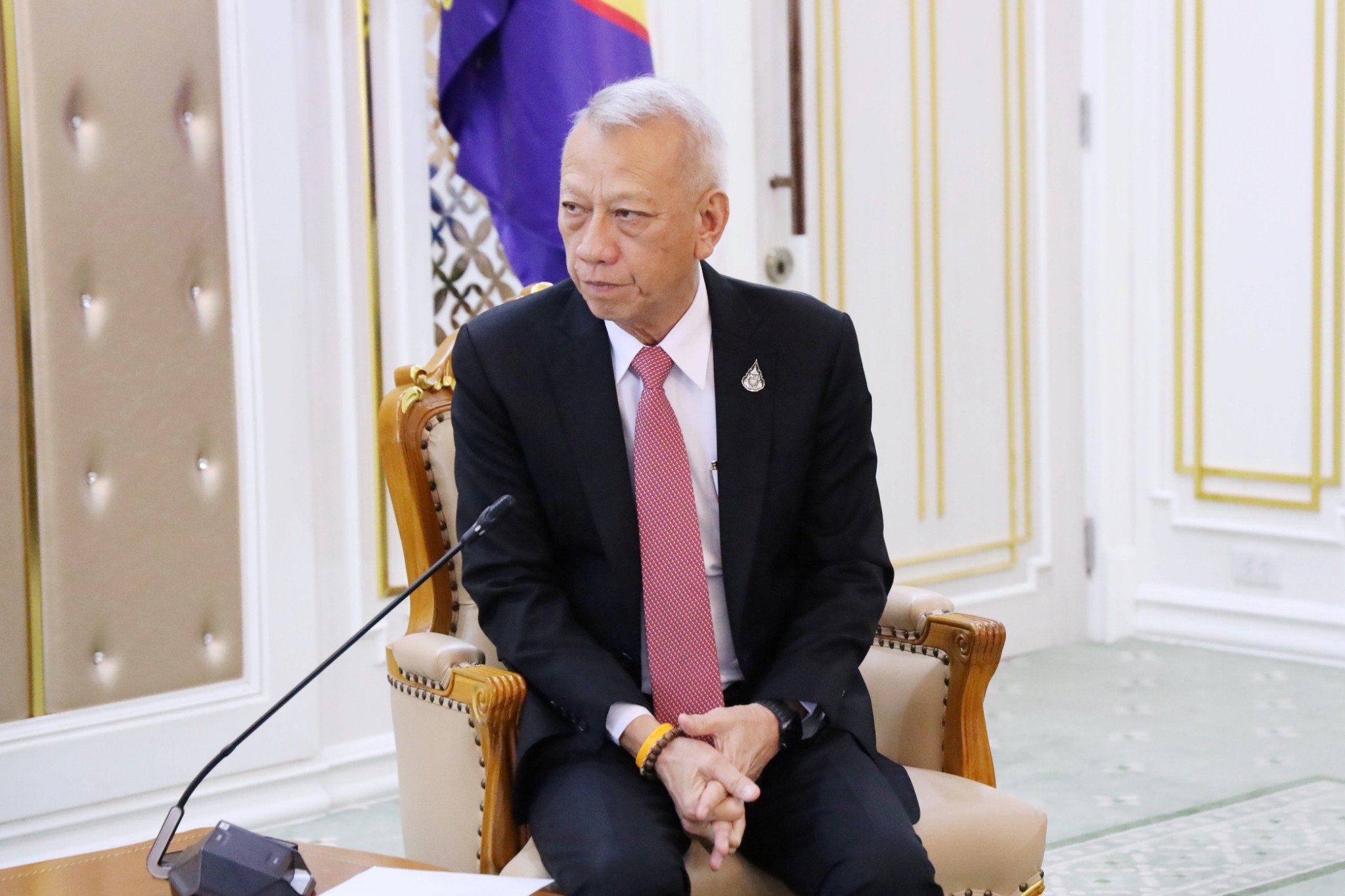 เอาไงดี ! Service Charge 10% ให้ลูกจ้าง หรือนายจ้าง โซเชียลมีเดีย ภูมิใจไทย เปิดประเด็นร้อน หลัง "พิพัฒน์" ออกโรงทวงคืน ให้ผู้ใช้แรงงาน ชี้เจ้าของกิจการอย่าเอาเปรียบลูกน้อง