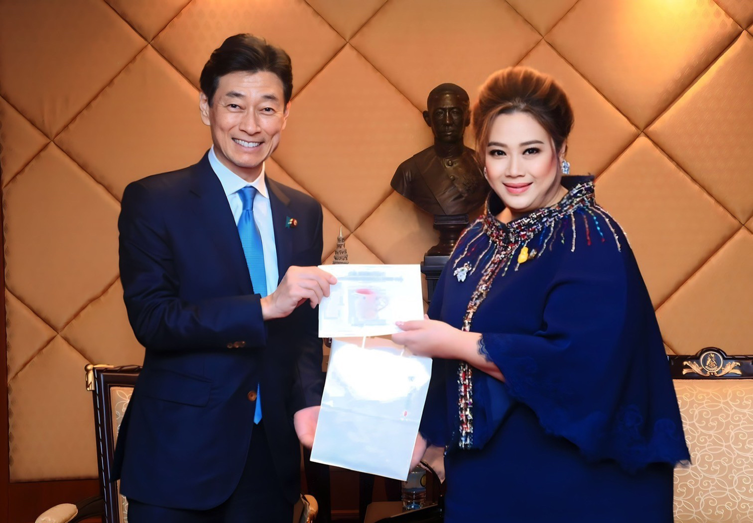 “ศุภมาส” หนุนการพัฒนากำลังคนผ่าน “สถาบันโคเซ็น” หารือ รมว.เศรษฐกิจ การค้าและอุตสาหกรรมญี่ปุ่น พร้อมสร้างนวัตกรรมขับเคลื่อนเศรษฐกิจใหม่ และสร้างสังคมที่เข้มแข็งของทั้งสองประเทศ