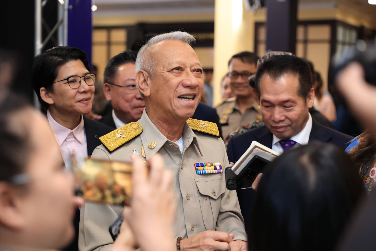 รมว.แรงงาน “พิพัฒน์” ลงนาม MOU 4 กระทรวง มุ่งพัฒนาคน ปลูกฝังจิตสำนึกรักชาติ