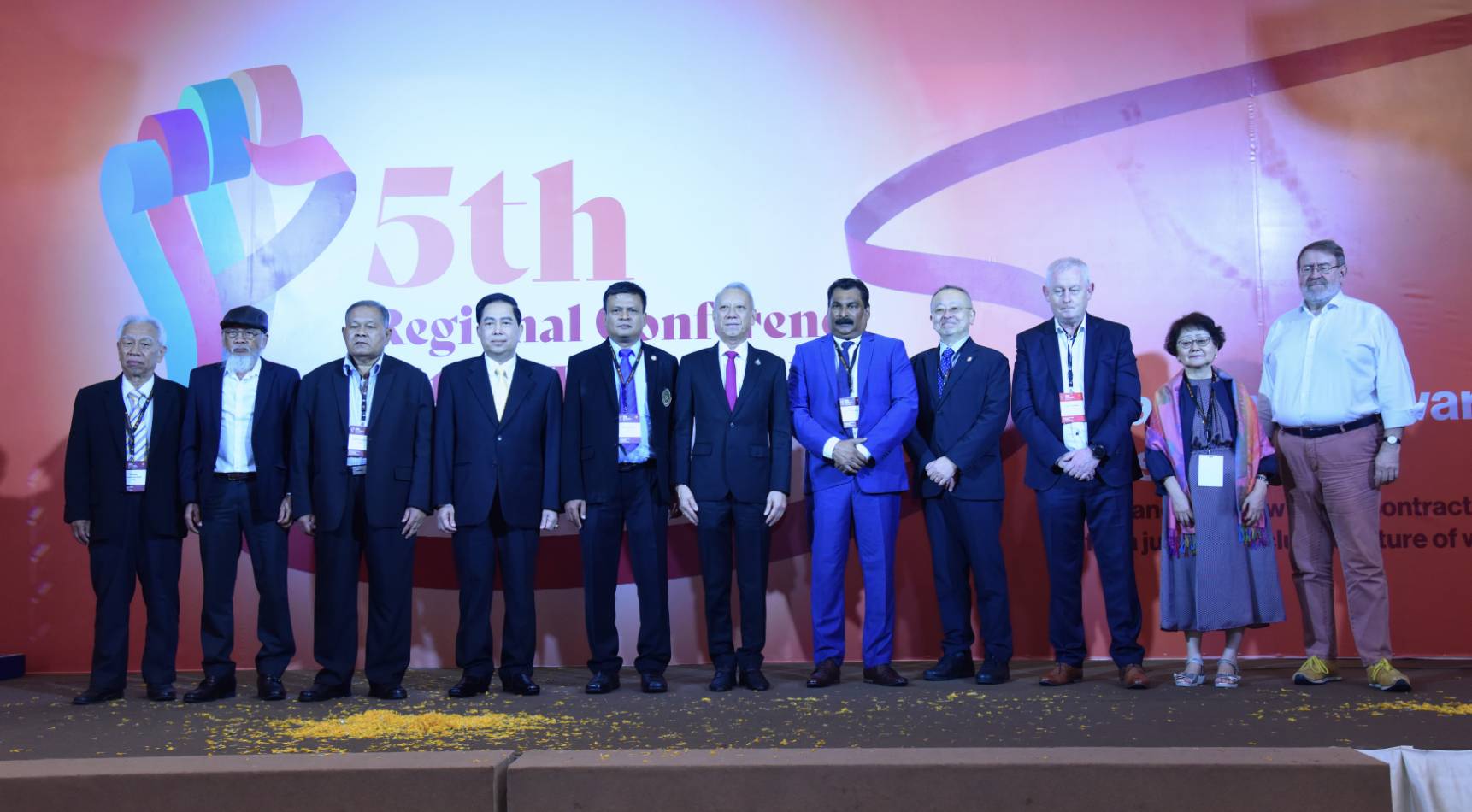 รมว.แรงงาน “พิพัฒน์” เปิดประชุมใหญ่สมาพันธ์สหภาพแรงงานฯ มุ่งส่งเสริมสิทธิแรงงานที่เป็นธรรม สร้างคุณภาพชีวิตและสภาพการจ้างที่ดีต่อผู้ใช้แรงงานทั้งไทยและต่างประเทศ