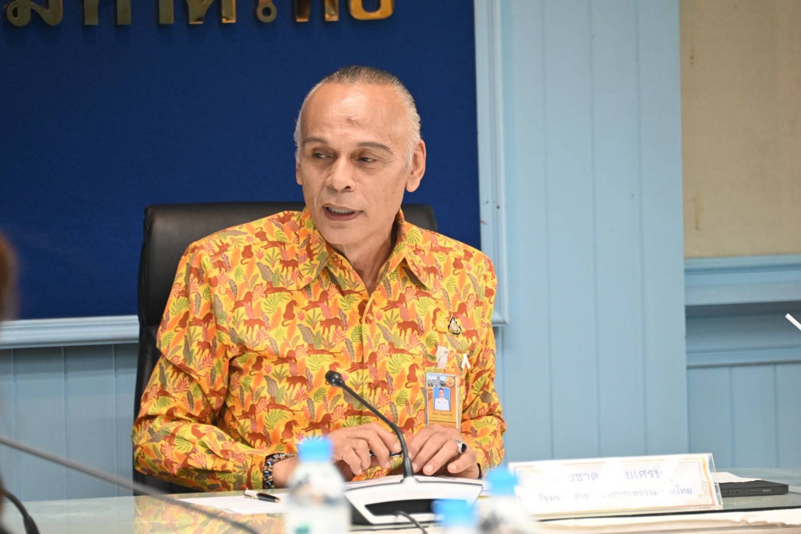 รมช.ชาดา ประชุมหารือร่วมกับสมาพันธ์เอสเอ็มอีไทย เพื่อร่วมกันแก้ไขปัญหาธุรกิจ SMEs ยกระดับเศรษฐกิจฐานราก ทำให้ประชาชนคนไทยมีความสุขอย่างยั่งยืน