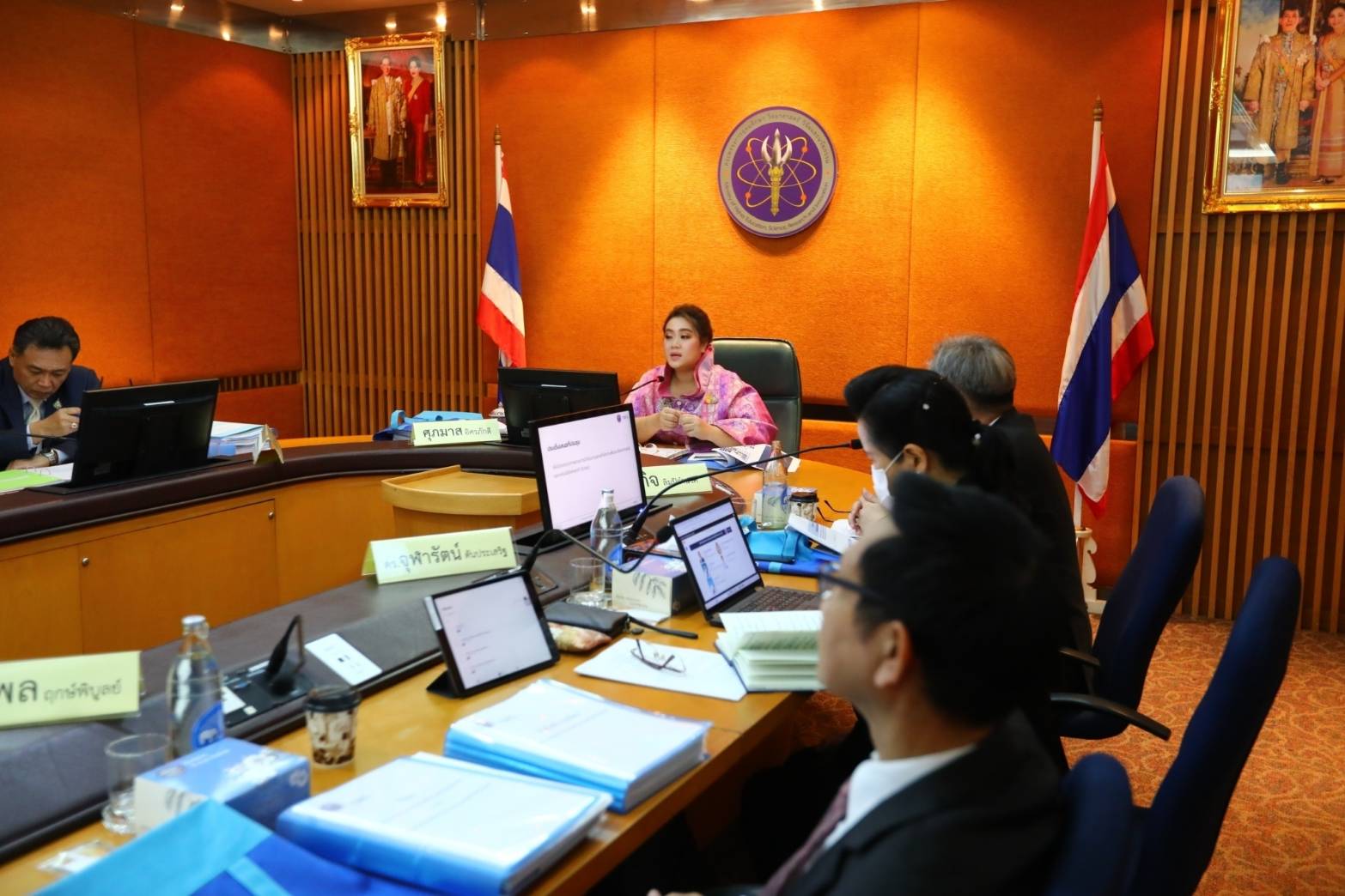 เดินหน้า! "ศุภมาส" มอบนโยบาย "กวทช." ชุดใหม่ ย้ำ นโยบาย “รองนายกฯ อนุทิน" ให้ อว. ตอบโจทย์ความต้องการของประเทศ และของโลก เน้นพัฒนาที่ยั่งยืน ส่งเสริมเศรษฐกิจสร้างสรรค์ และ AI ภายใต้หลัก “เอกชนนำ รัฐสนับสนุน” ขณะที่การลดความเหลื่อมล้ำ - กระจายโอกาสการเข้าถึงการศึกษาในระดับอุดมศึกษา เป็นเรื่องเร่งด่วน ต้องทำทันที!