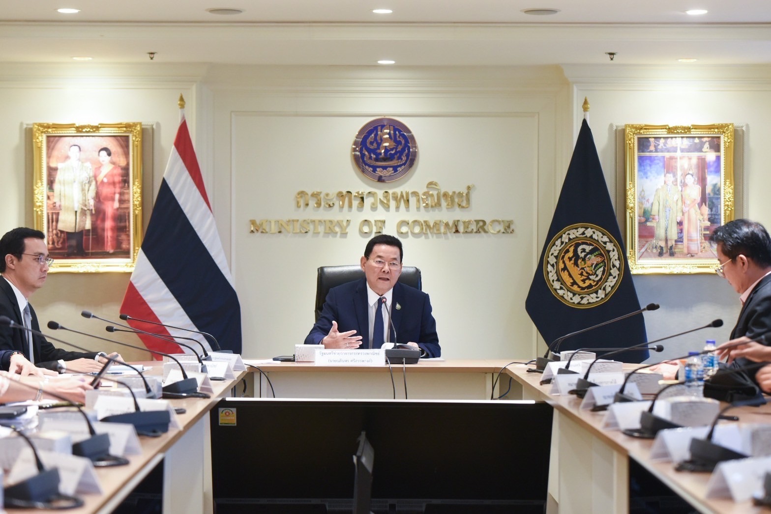 “นภินทร” ชู อัญมณีไทย ดันให้ไทยเป็น “นครอัญมณีโลก” 7 ธ.ค. เปิดเทศกาลนานาชาติพลอย และเครื่องประดับจันทบุรี