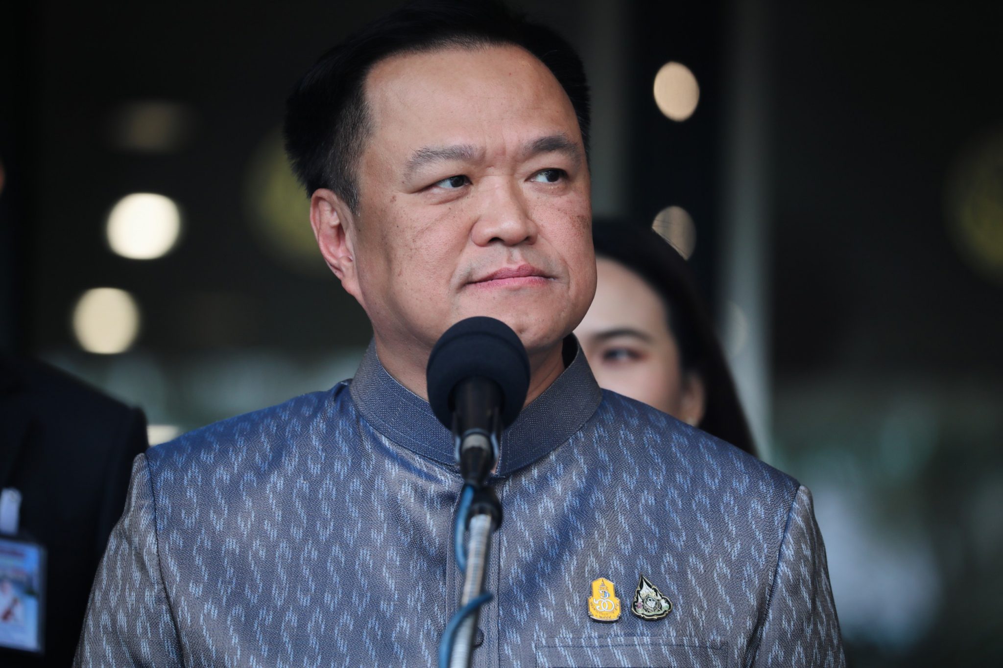 รัฐบาลไม่กระเพื่อม ! “อนุทิน” ตอบชัด หลัง ลือสะพัด กก.บห.ชุดใหม่ ปชป.พร้อมร่วมรัฐบาล ยก “ยุคลุงตู่” มี 250 กว่าเสียง ก็ยังแข็งแรง