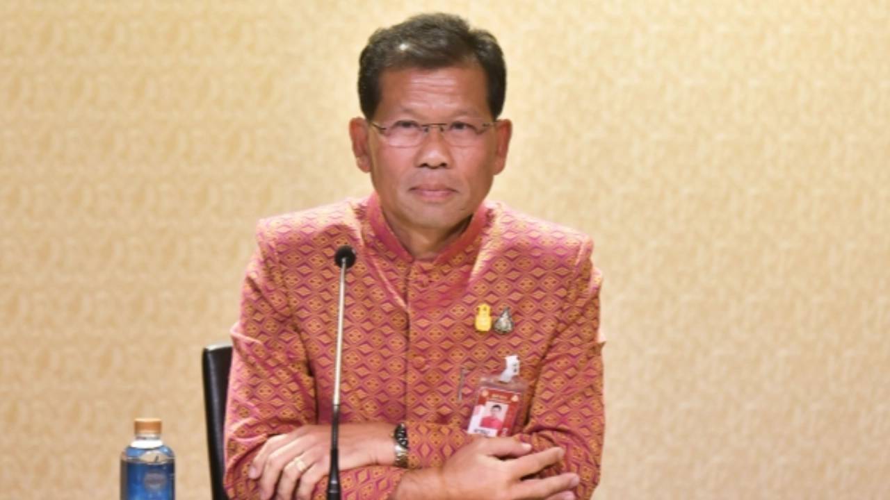 รัฐบาลย้ำเตือน เด็ก นักเรียน หลีกเลี่ยงการรับประทานขนม “ไขขี้ผึ้ง” ที่กำลังเป็นกระแสดังใน “Tiktok” แนะครู ผู้ปกครอง ทำความเข้าใจกับเด็ก นักเรียน ให้รู้ถึงโทษและพิษภัยจากขนมที่ไม่มีคุณภาพ