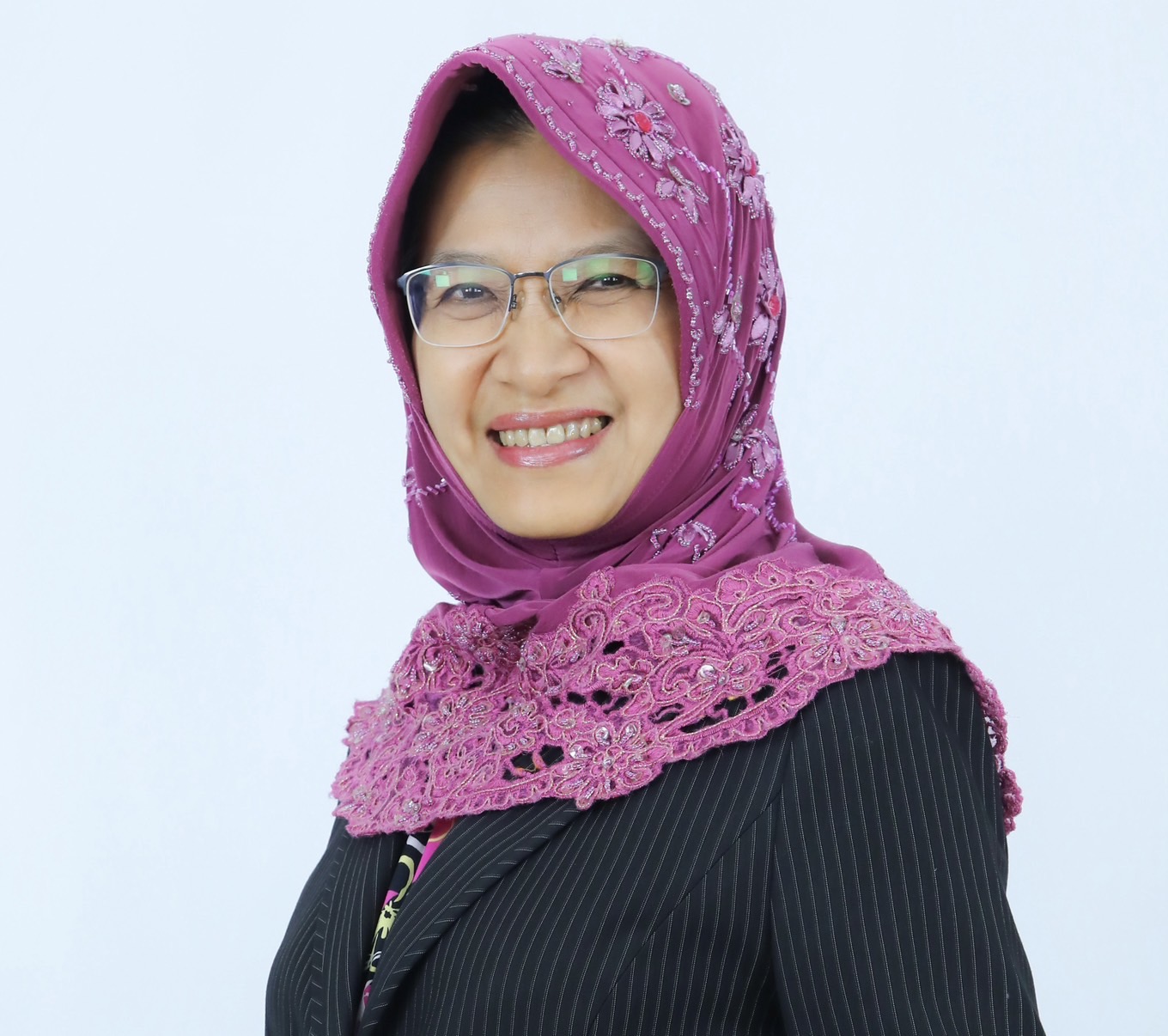 “ศุภมาส” สั่งการสำนักงานปลัดกระทรวง อว.ช่วยนักเรียนทุนประสานหน่วยงานรับ “ดร.เค็ง” กลับเข้าทำงานรับใช้ชาติ - ทุน ไกล่เกลี่ย มฟล. ให้แก้ปัญหาโดยคำนึงถึงหลักมนุษยธรรมและผลประโยชน์ของชาติเป็นหลัก