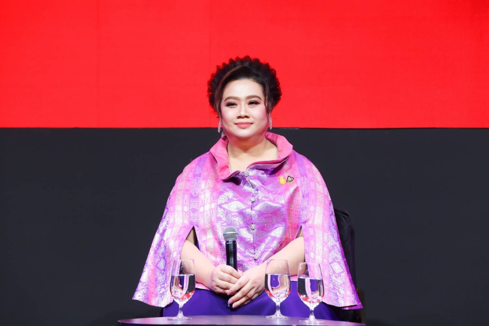 “ศุภมาส” ถกประเด็น “เรียนดี มีความสุข ขยายโอกาสเพื่อคนไทย” ในเวที “ไทยแลนด์ 2024 เดอะ เกรท ชาเลนจ์ เพิ่มรายได้ ลดรายจ่าย ขยายโอกาส”