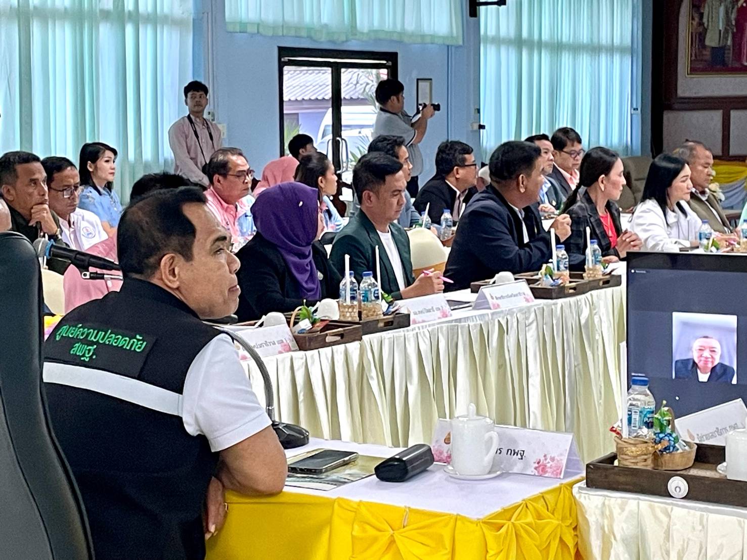 "รมว.ศึกษา เพิ่มพูน" มอบ "เลขาฯ กพฐ." ลง นราธิวาส ช่วยเหลือนักเรียน ครู และบุคลากรทางการศึกษาที่ประสบเหตุน้ำท่วมภาคใต้