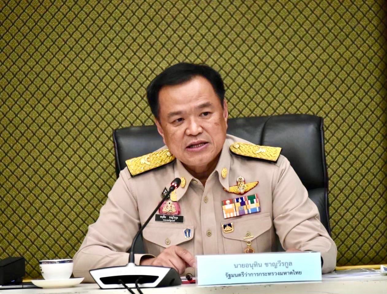 มหาดไทยแจงข้อมูลงานก่อสร้างสะพานบริเวณอ่าวเขาควาย ย้ำ มท.1 พร้อมผลักดันโครงการ ใช้โอกาส ครม.สัญจรระนอง เร่งแก้ไขความเดือดร้อนประชาชนและนักเรียนชาวมอร์แกน