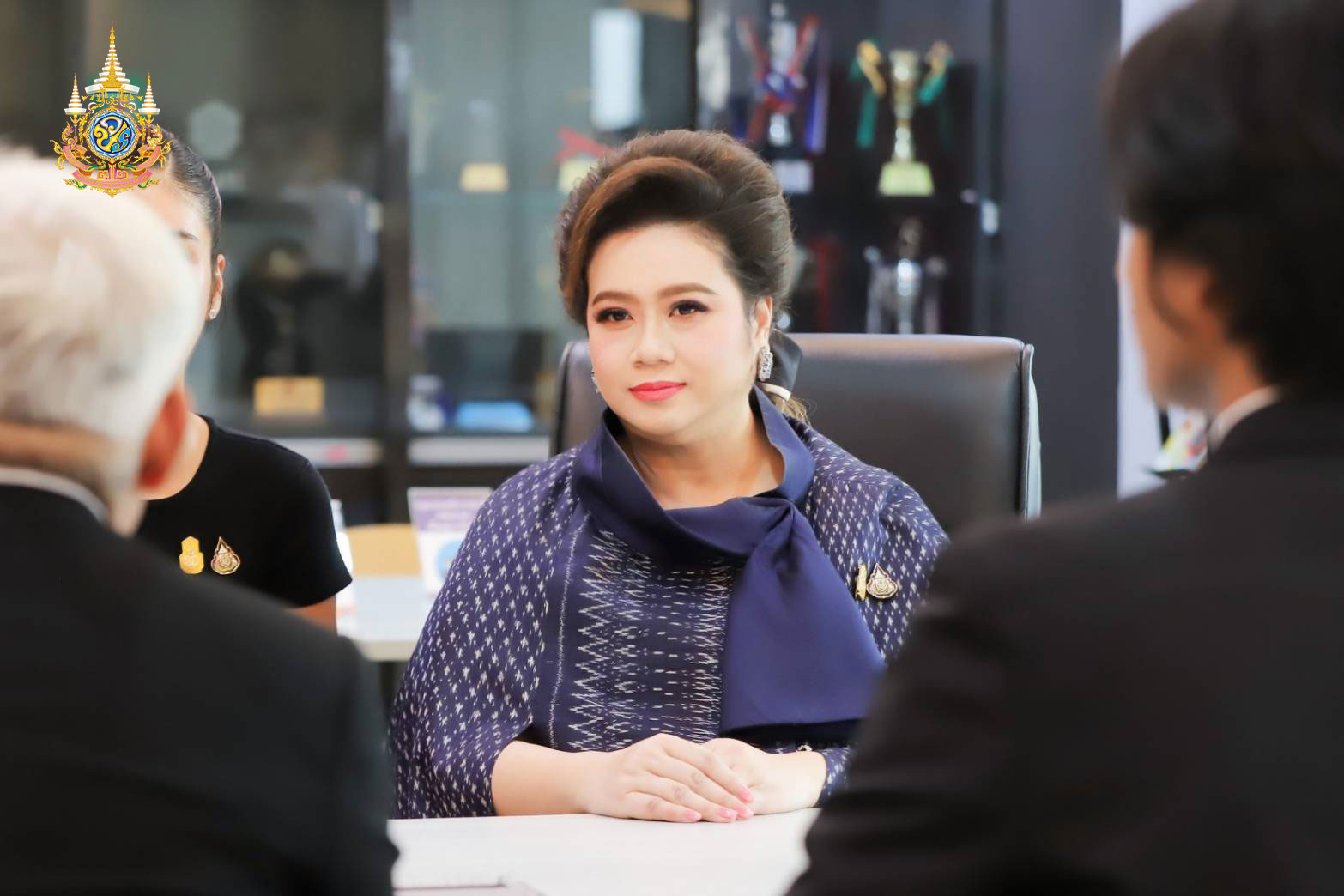 “ศุภมาส” นั่งหัวโต๊ะรับฟังแกนนำอุเทนถวาย ก่อนมอบข้อเรียกร้องให้ทุกภาคส่วนที่เกี่ยวข้องใช้เป็นข้อมูลคลี่คลายข้อพิพาทให้เร็วที่สุด เผยการแก้ปัญหาต้องเคารพและยึดหลักกฎหมาย ย้ำยังรับนักศึกษาชั้นปี 1 ปีการศึกษา 2567 ตามปกติ