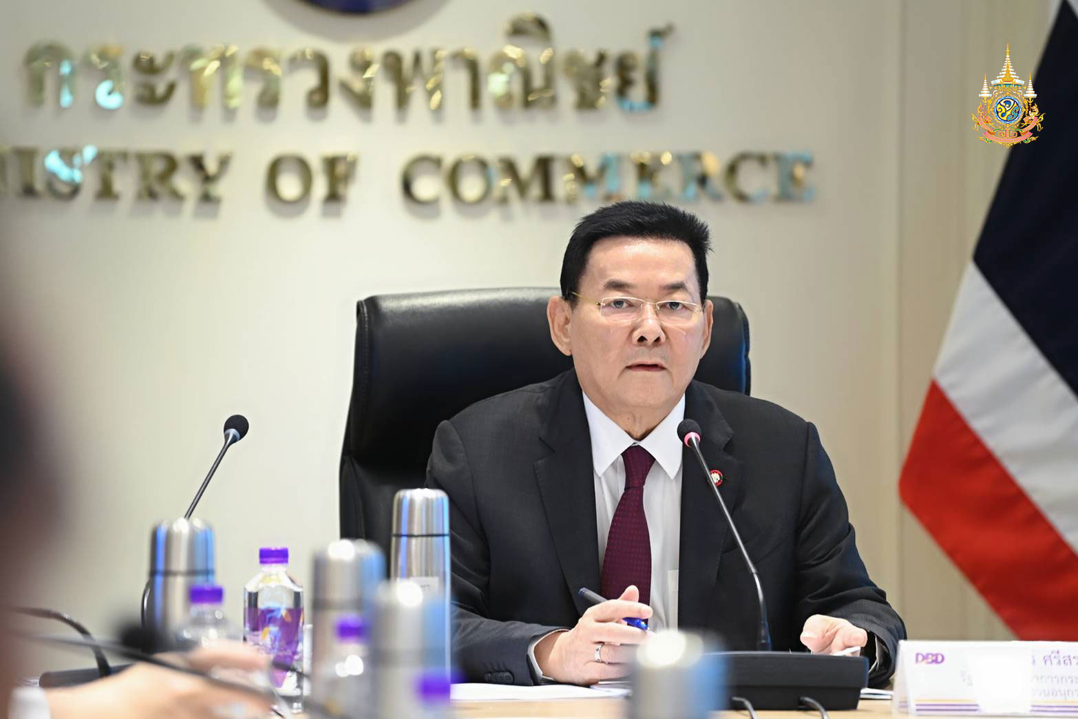 “นภินทร” ลุยเสริมแกร่ง SMEs ไทย เร่งรัด 9 มาตรการเข้มให้เห็นผลเป็นรูปธรรมเร็วที่สุด เบื้องต้น เคาะ 2 มาตรการ ทำทันที!. 