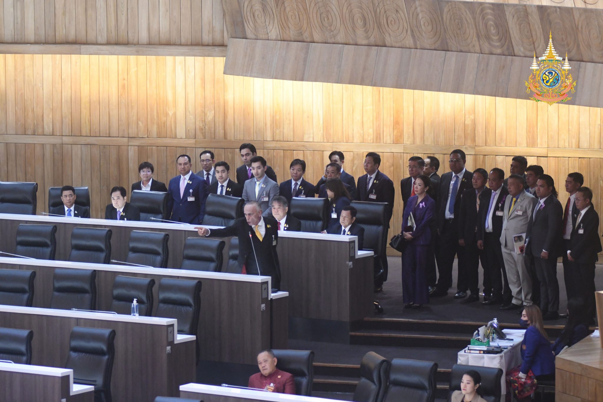 คนไทย ร้อยละ76.9 หนุน “ชาดา” เป็น คนกล้าแสดงจุดยืน ปกป้องสถาบันฯ   ขณะที่ร้อยละ 95.7 ระบุ มีความสุขดีที่เห็นคนไทย เป็นหนึ่งเดียวกัน