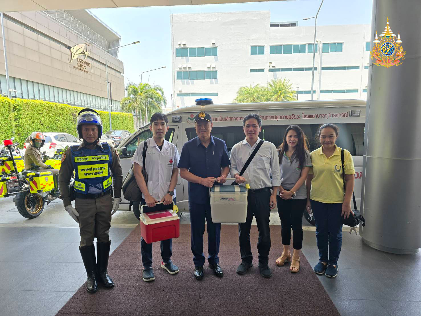 ไฟล์ทบุญ! บินด่วนนำทีมแพทย์ผ่าตัดปลูกถ่ายอวัยวะ