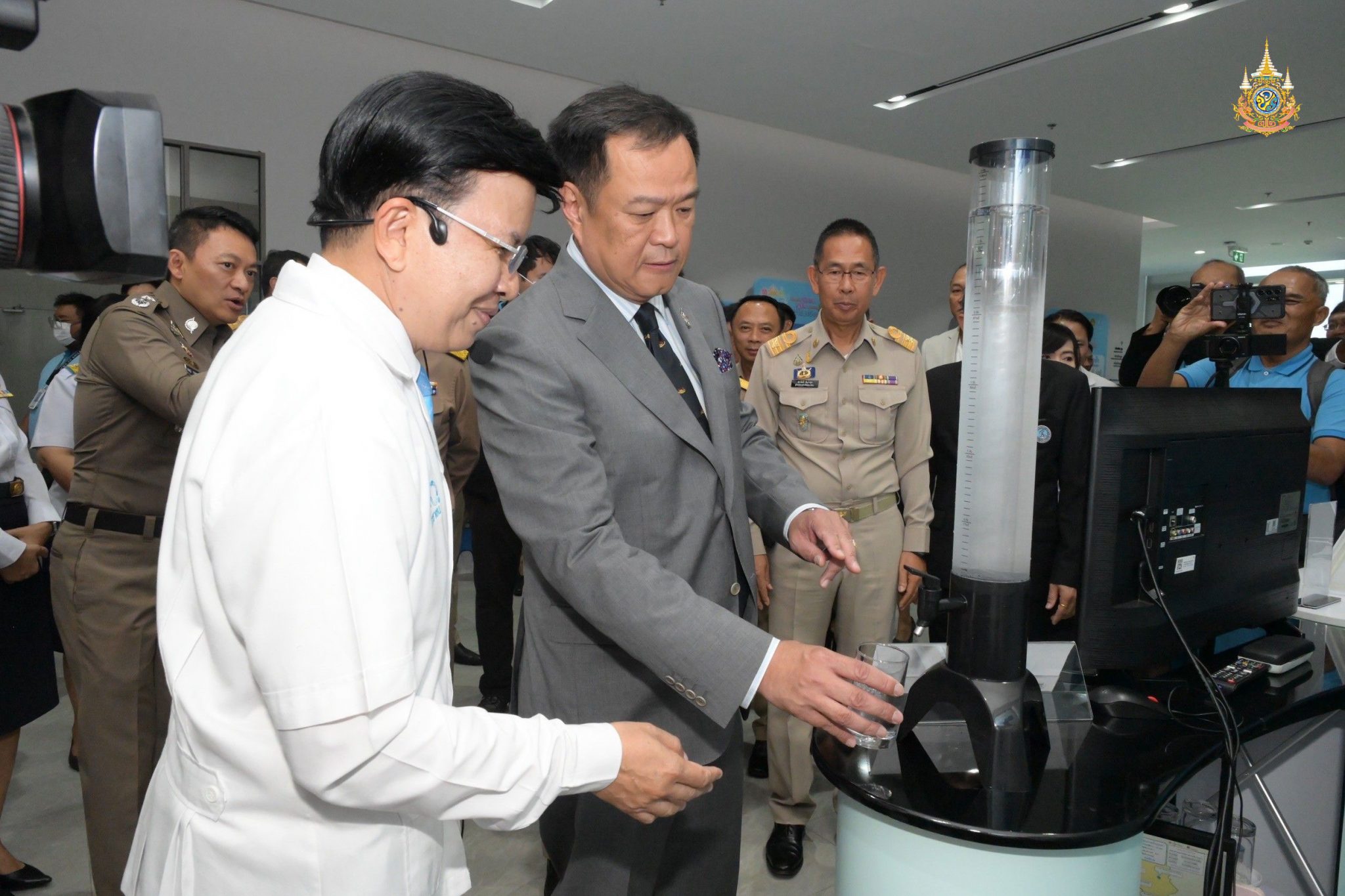 "น้ำประปา" ดื่มได้   มท.1 จัดระเบียบ กปน. เข้มโปร่งใส