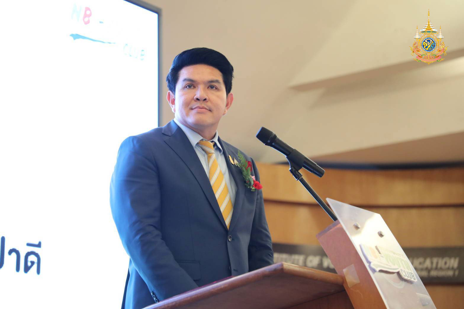 กำชับ รร.ติดตามสถานการณ์ไฟไหม้โกดังเก็บสารเคมี