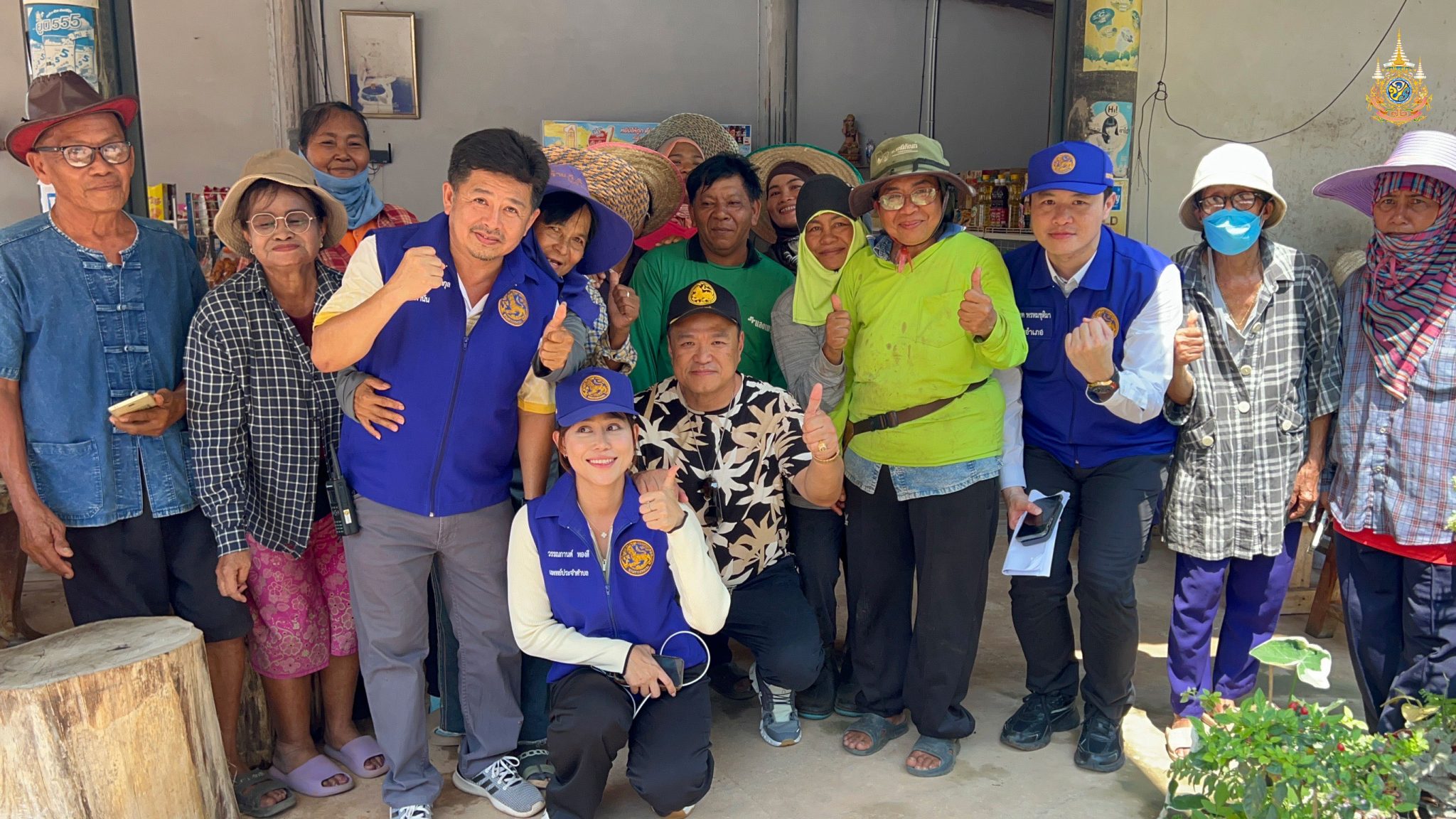 "อนุทิน" ลงพื้นที่ "ชุมพร" พบชาวสวนทุเรียน เดินหน้าแก้ภัยแล้งกระทบเกษตรกร พร้อมให้กำลังใจ จนท.