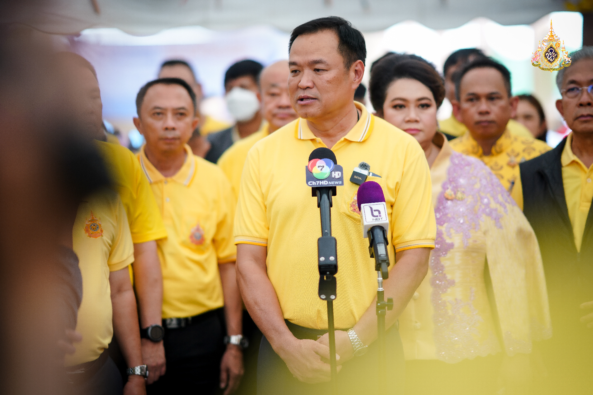 ดึง “รมว.คลัง” นั่ง ปธ.แก้หนี้นอกระบบ