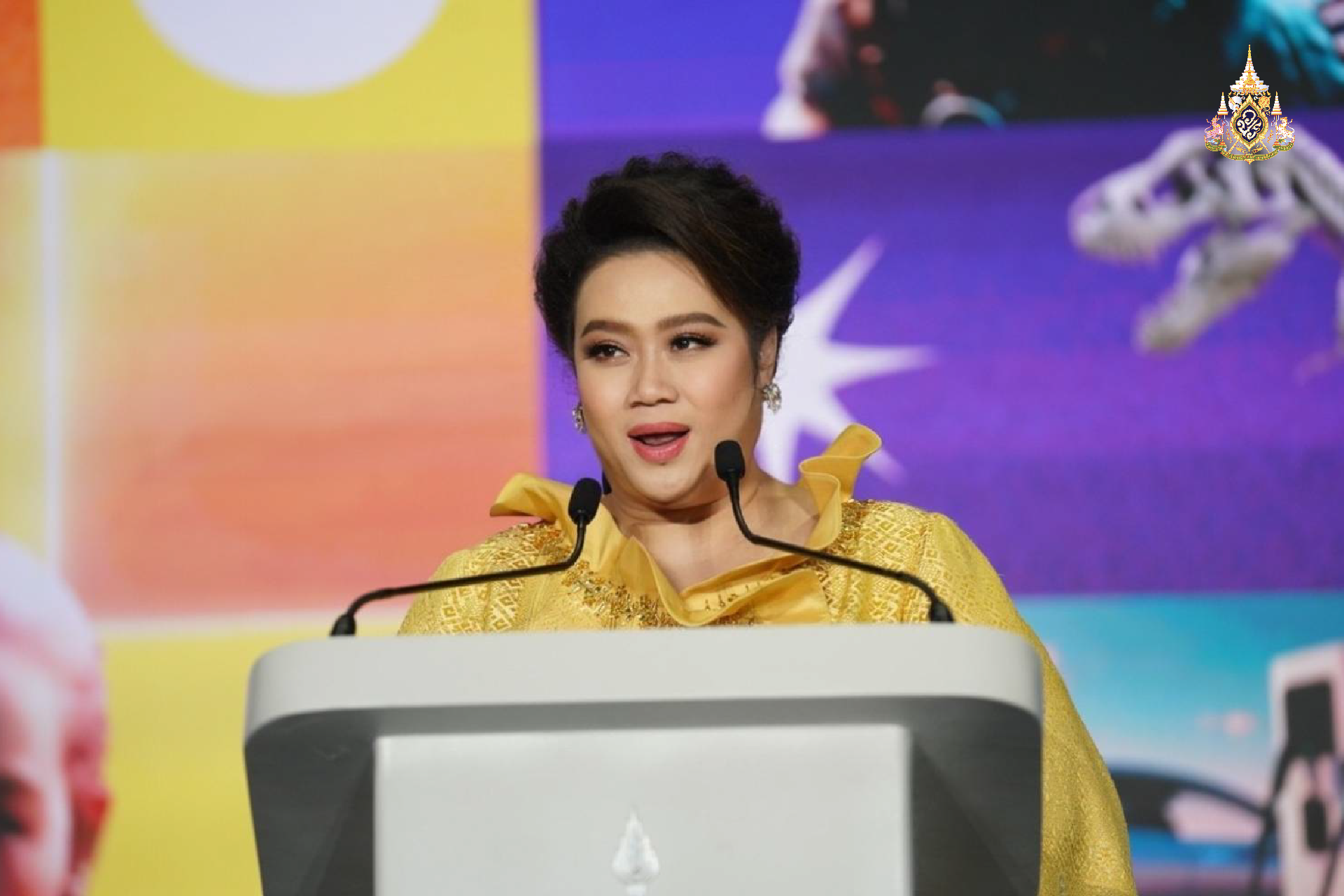 ทำทุกอย่างให้ลูก – หลาน  มีระบบการศึกษาที่ดีในอนาคต