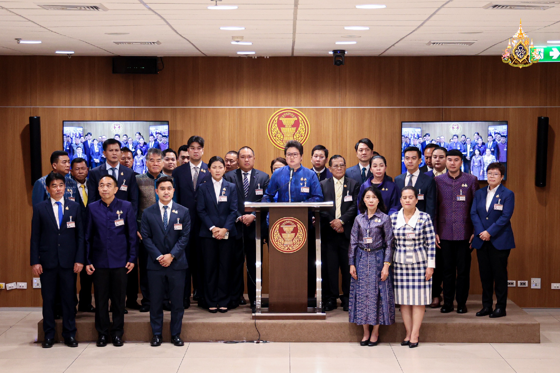 "ภูมิใจไทย" เรียกร้อง กม.ควบคุม กัญชา กัญชง แทนประกาศให้ กลับเป็นยาเสพติด