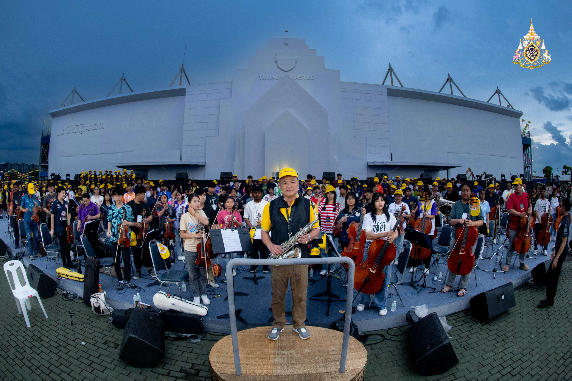 “อนุทิน” ร่วมซ้อมดนตรีกับวง “บุรีรัมย์ออร์เคสตร้า” เพลงสดุดีจอมราชา ก่อนแสดงจริง 28 ก.ค. เทิดพระเกียรติ 72 พรรษาในหลวง