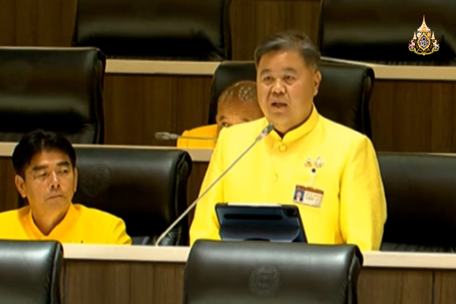 "สส.เรืองวิทย์" หารือ ขุดลอกแก้มลิง ทำอาคารบังคบน้ำในพื้นที่ลำน้ำชี สร้างสะพานลอยหน้า รร.