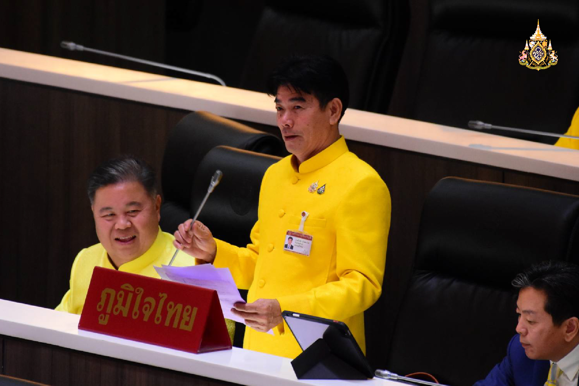 "สส.ล้ำเลิศ" เร่งแก้โค-กระบือ ราคาตกต่ำ ถนนชํารุด เกิดอันตรายบ่อยครั้ง