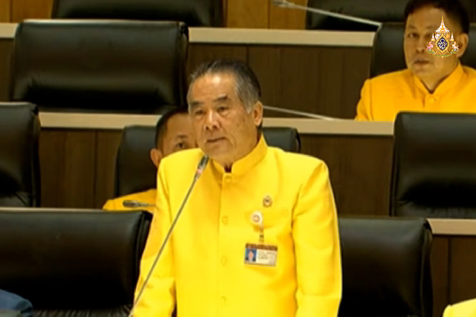 "สส.พรชัย" ห่วงชาวบ้าน ถนนชำรุดเดินทางลำบาก เร่งอนุมัติงบสร้างถนน