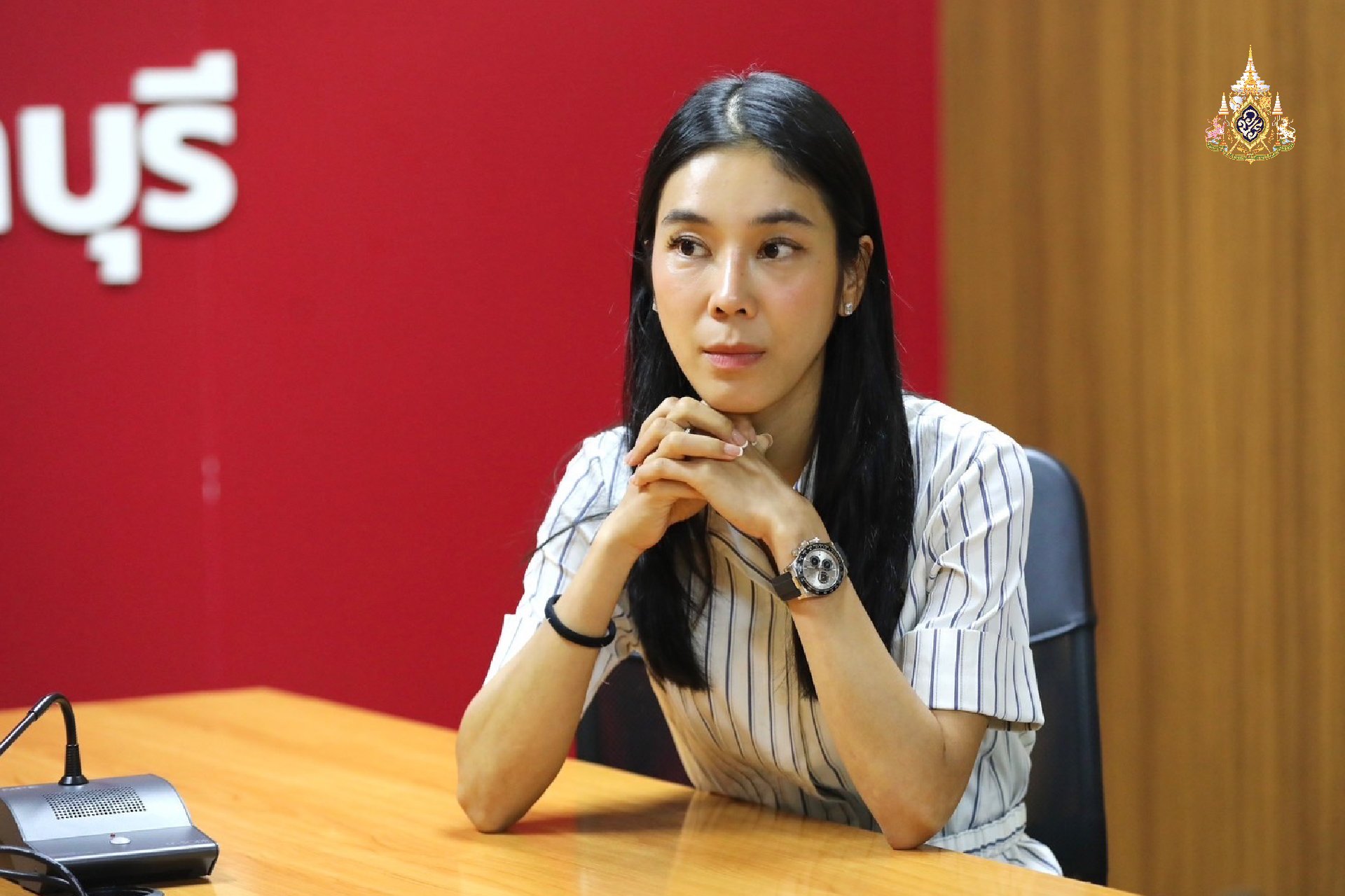 พักการเรียนโดยทันที และถ้าสอบสวนพบผิดจริงให้ไล่ออก