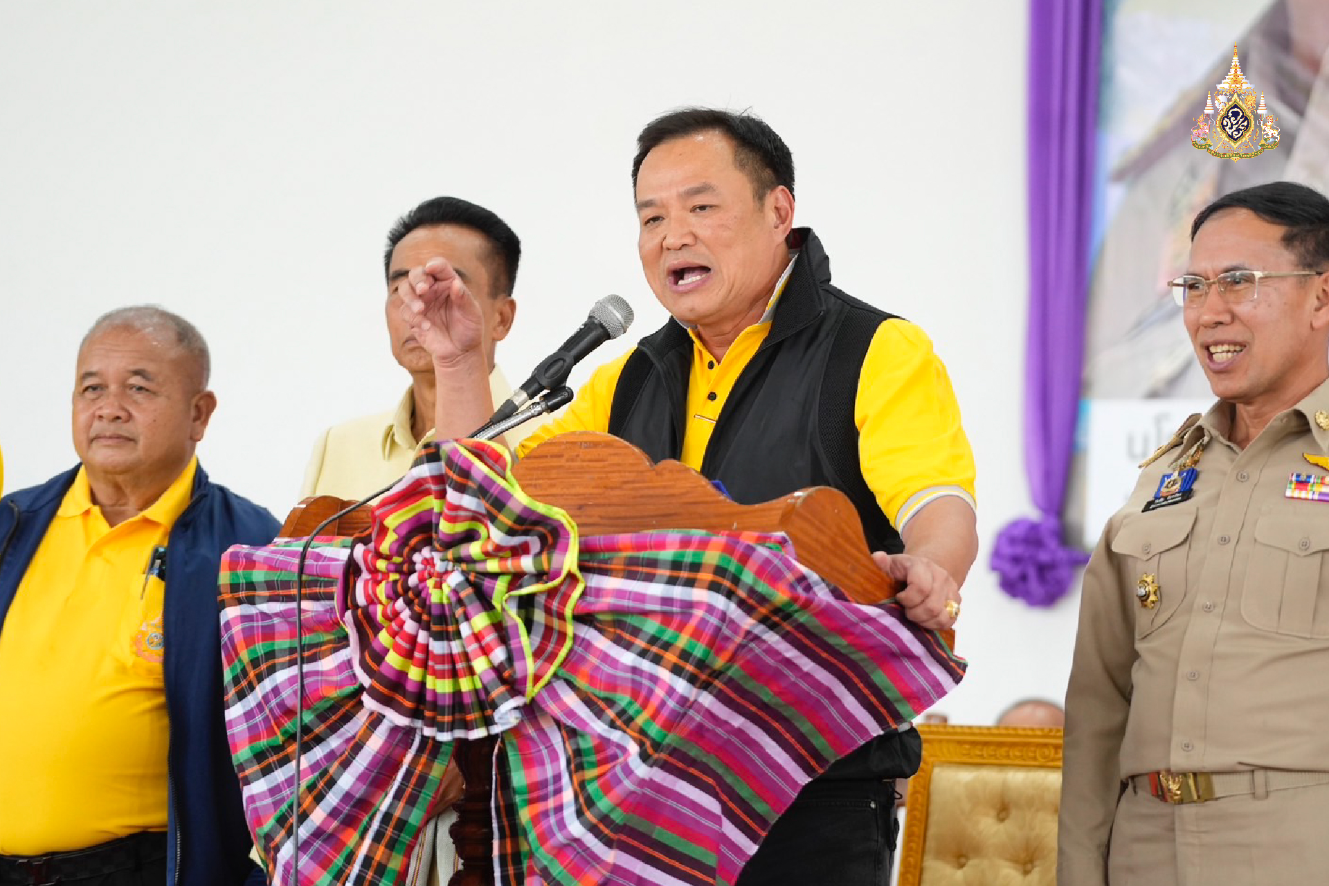 ลงพื้นที่ “นครพนม” กำชับนโยบายปราบยาเสพติด