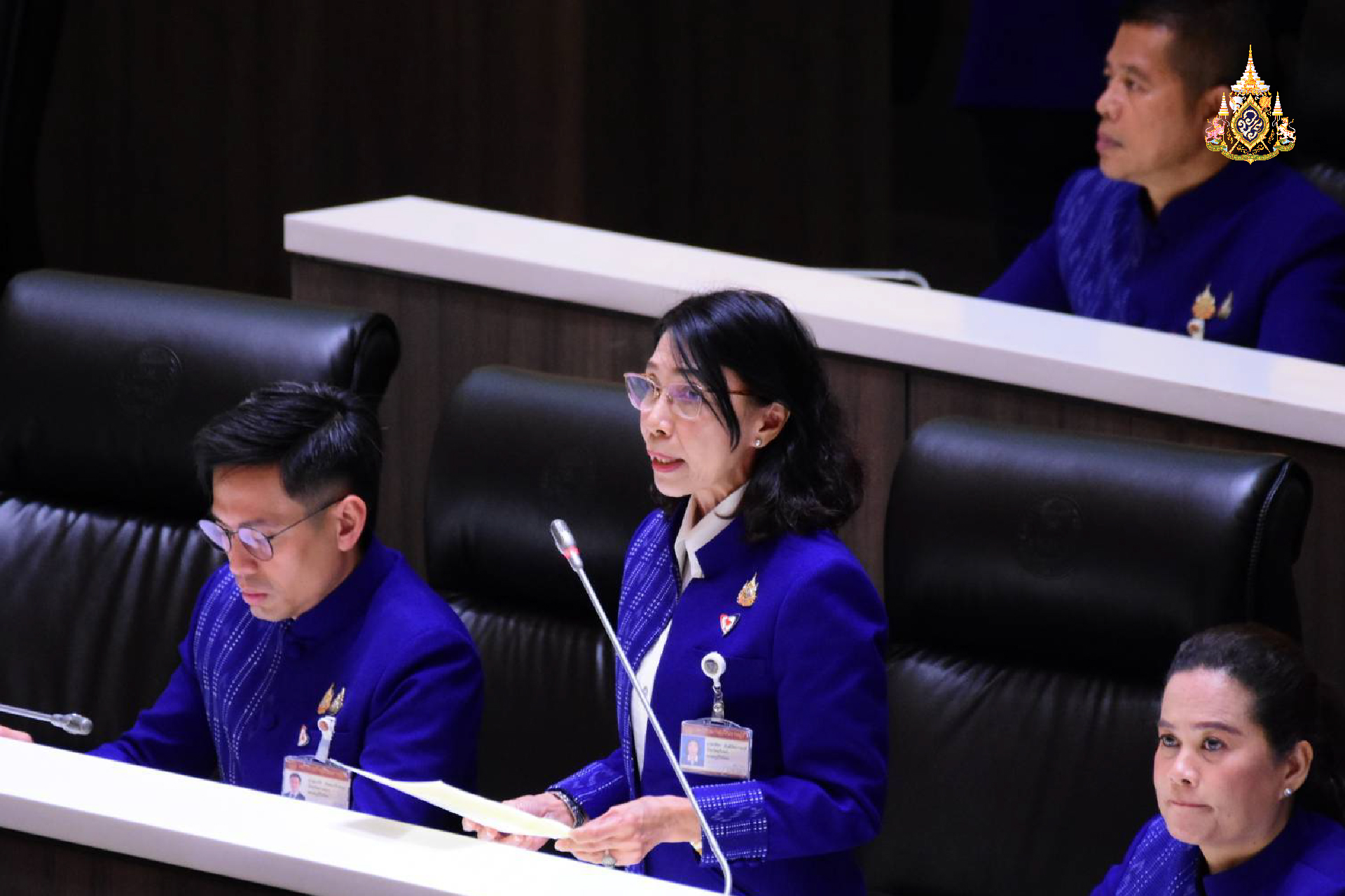 "สส.ปทิดา" หารือ เร่งตรวจสอบข้อมูลที่ดิน  ออกเอกสารสิทธิ์  ตั้ง รร.กีฬา จ.สุรินทร์