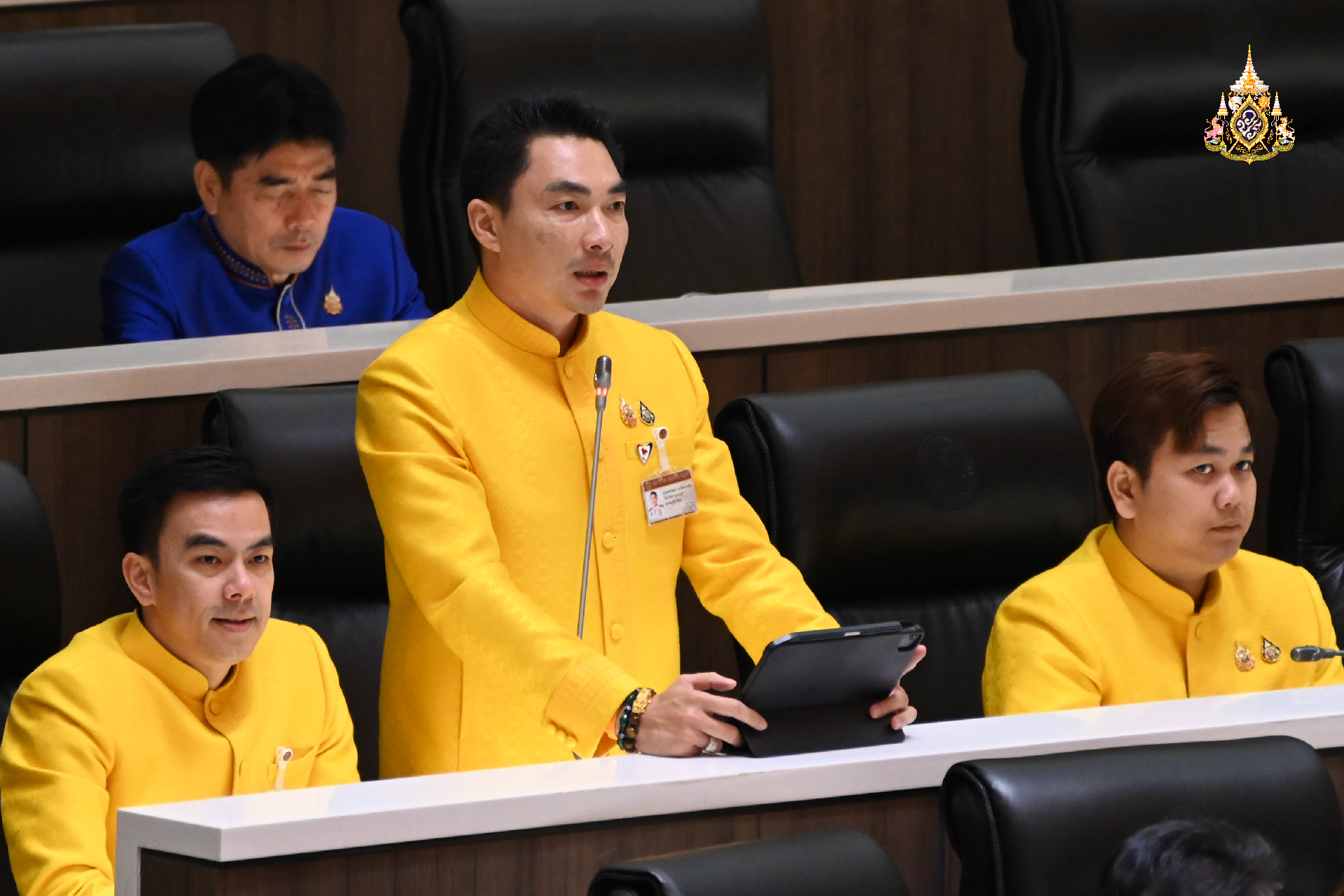 "สส.ยศวัฒน์"จี้ อบจ.ทำสะพานดอนชะเอม ทางหลวงติดไฟส่องสว่าง ขอประปาให้ชาวพังตรุ