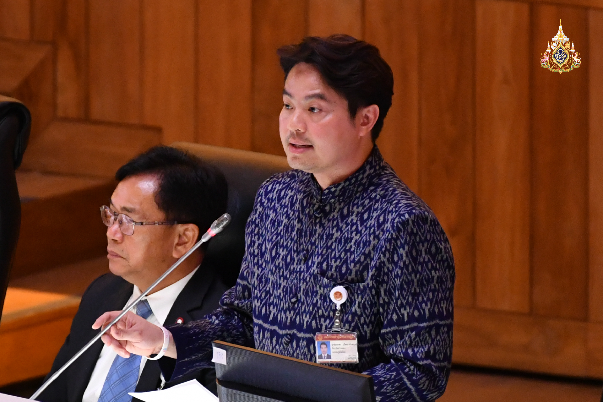 "ภราดร" ตอบงบปภ. ซื้อรถน้ำดื่ม เพิ่ม 80คัน เหมาะสม ช่วยเหลือปชช.