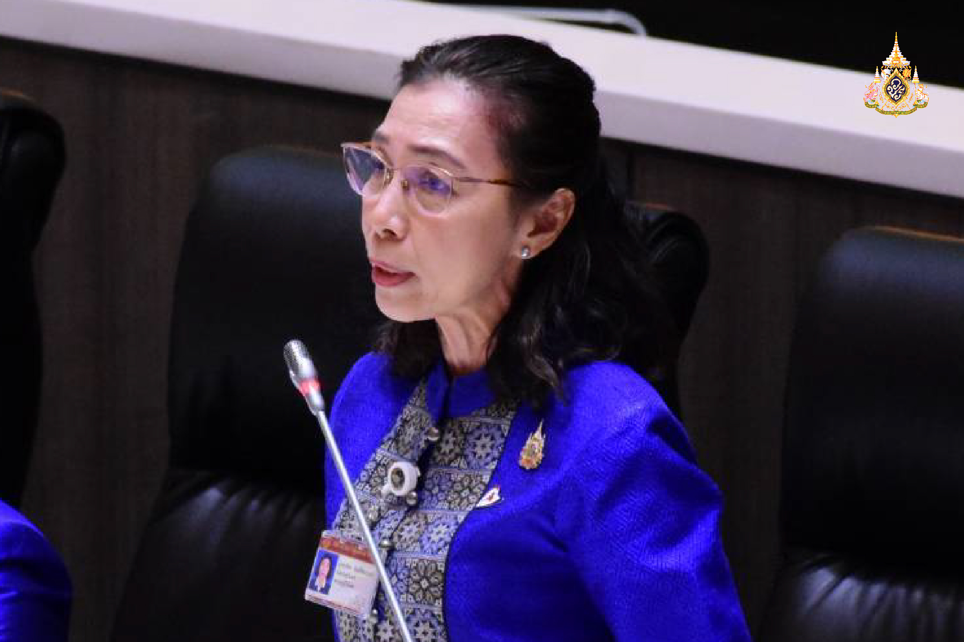 "สส.ปทิดา" หารือ ออกเอกสารสิทธิ์ให้ปชช. เพิ่มเบี้ยผู้สูงอายุ เร่งเคาะเงินไร่ละ 1 พัน