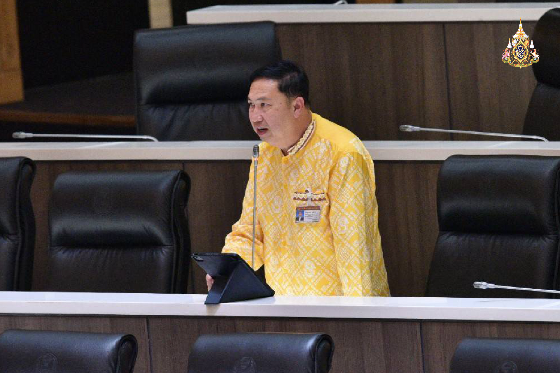 "นพ.อลงกต" หนุน ตั้งกมธ.วิสามัญ แก้ไขปัญหา ขายตรงสีเทา