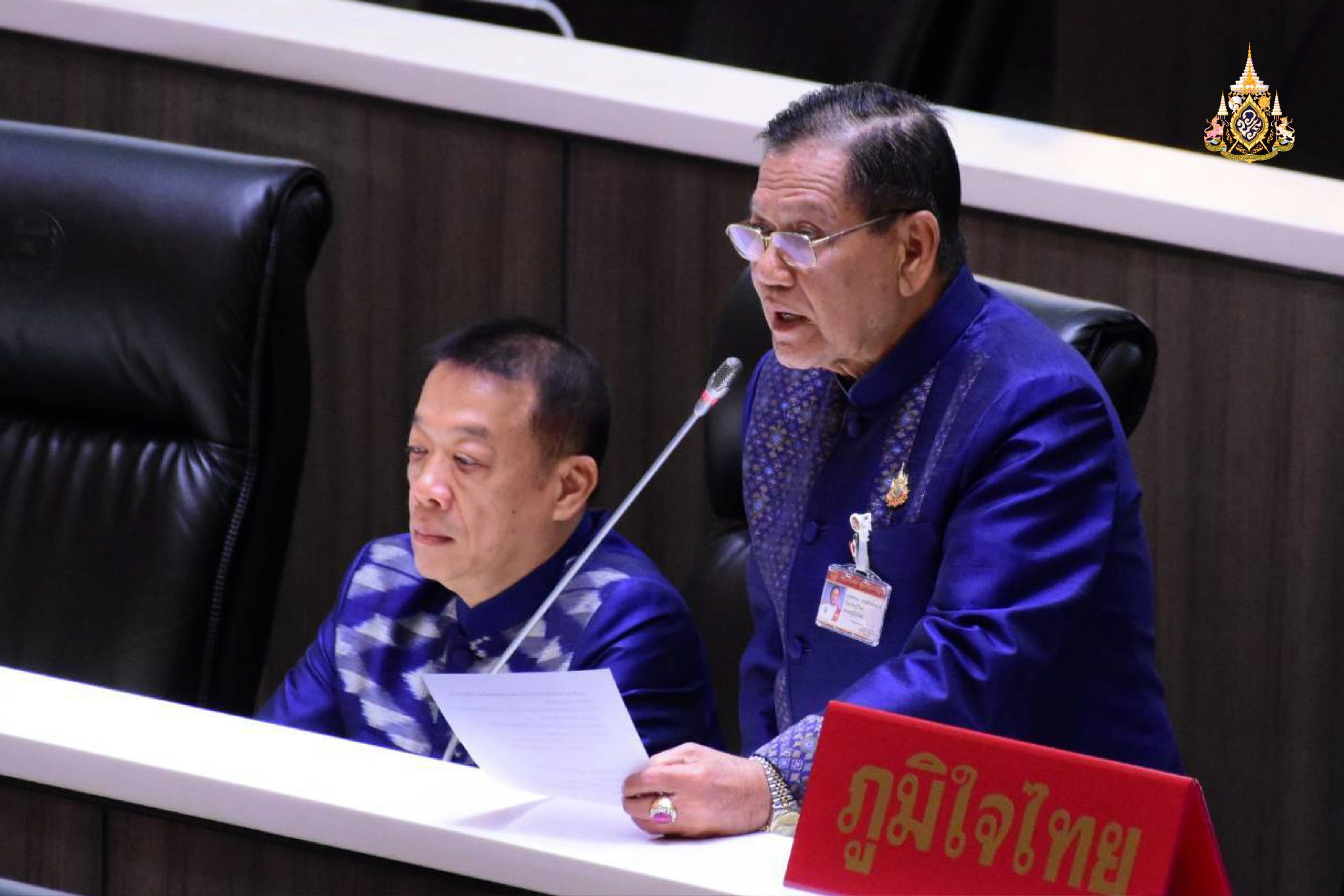 "สส.สนอง" หารือ ราคาพืชผลตกต่ำ ลดเงินช่วยต่อไร่ กระทบหนัก เร่งจ่ายเงินคนละหมื่น