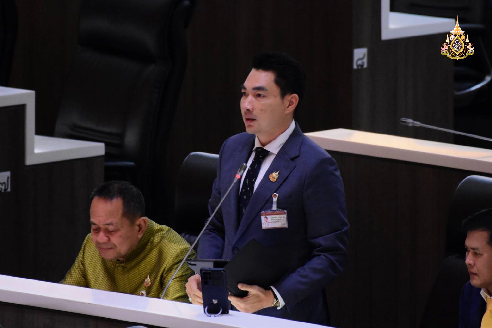 "สส.ยศวัฒน์" จี้ กรมชลฯ ซ่อมถนน หลังวัดท่ากระทุ่มทรุด ขอรัฐจ่ายเงินช่วย ปัจจัยการผลิตชาวไร่อ้อย