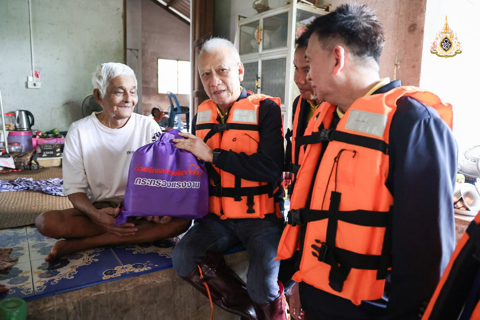 ผนึกเครือข่าย ช่วยชาวใต้ต่อเนื่อง